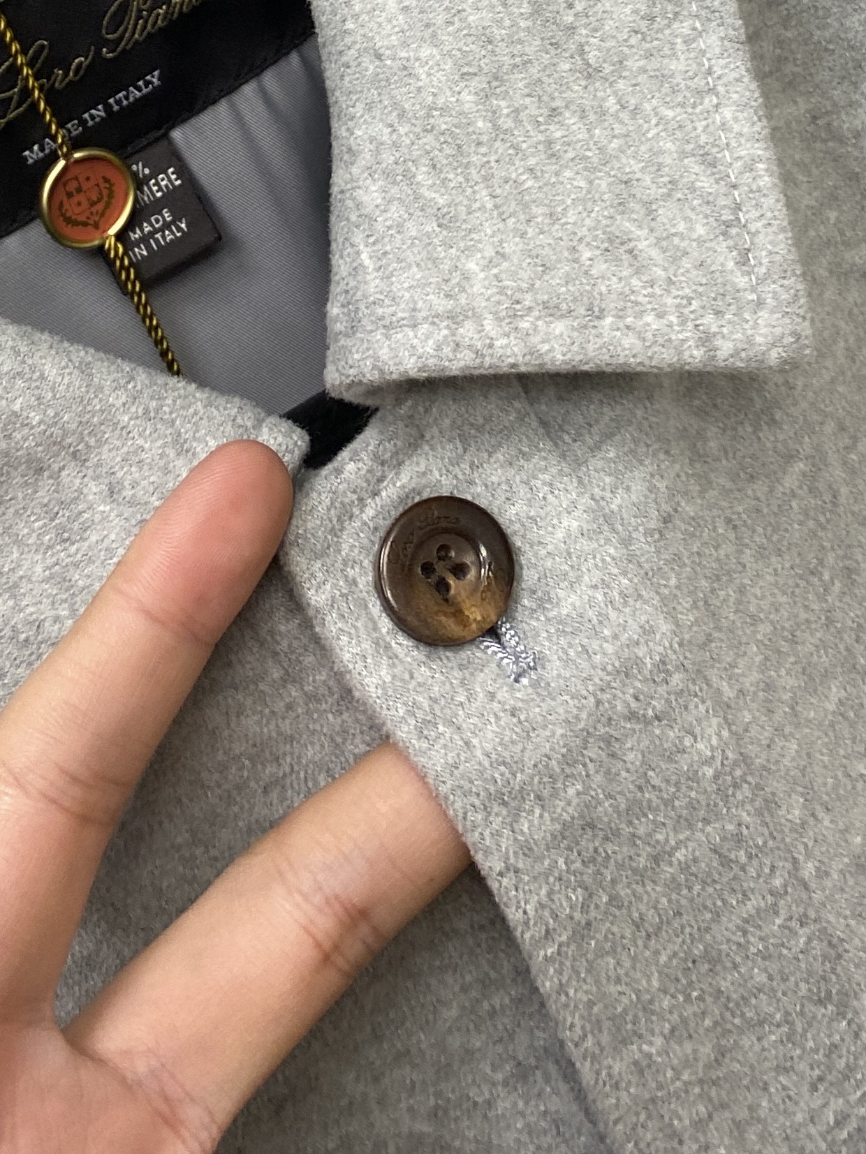 lP🆕、2025新品夹克外套，时尚帅气，简约百搭款，原版五金辅料logo，定制原版面料，不仅挺括，保持潮