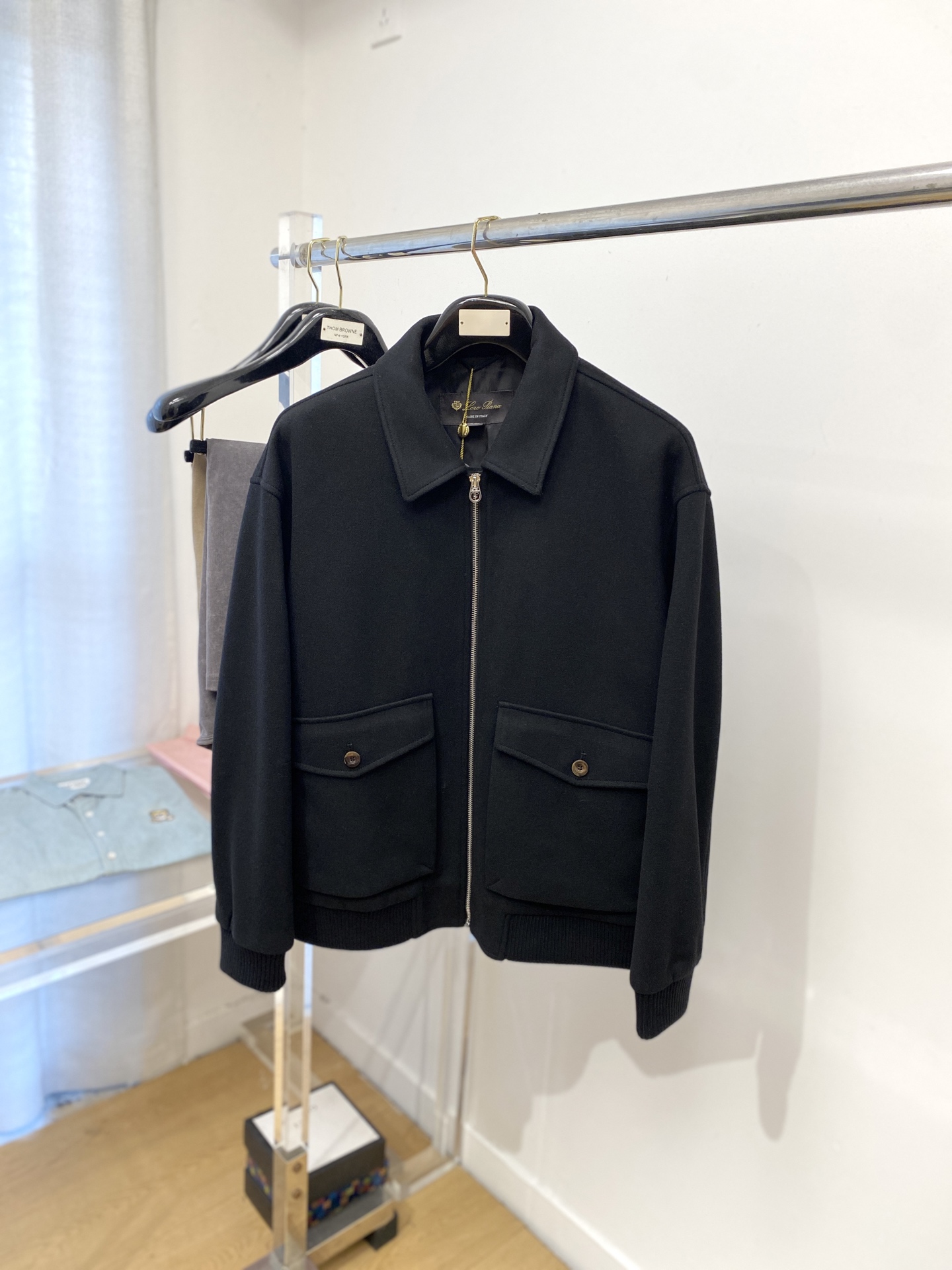 NO:516616,LP, 2025 new jacket jacket, fashionable and handsome, simple and versatile style, original hardware and accessories logo, customized original fabric, not only crisp, maintains the trendy silhouette, and is comfortable to wear, the yarn weaving is more delicate, the number M-3XL, loro piano, jackets & coats, jackets & coats, alexander wang19860909LP、2025新品夹克外套,时尚帅气,简约百搭款,原版五金辅料logo,定制原版面料,不仅挺括,保持潮流的廓形,又穿着舒适,纱织更细腻,码数M-3XL,,loro piana,jackets & coats,jackets & coats,alexander wang,Men's clothing