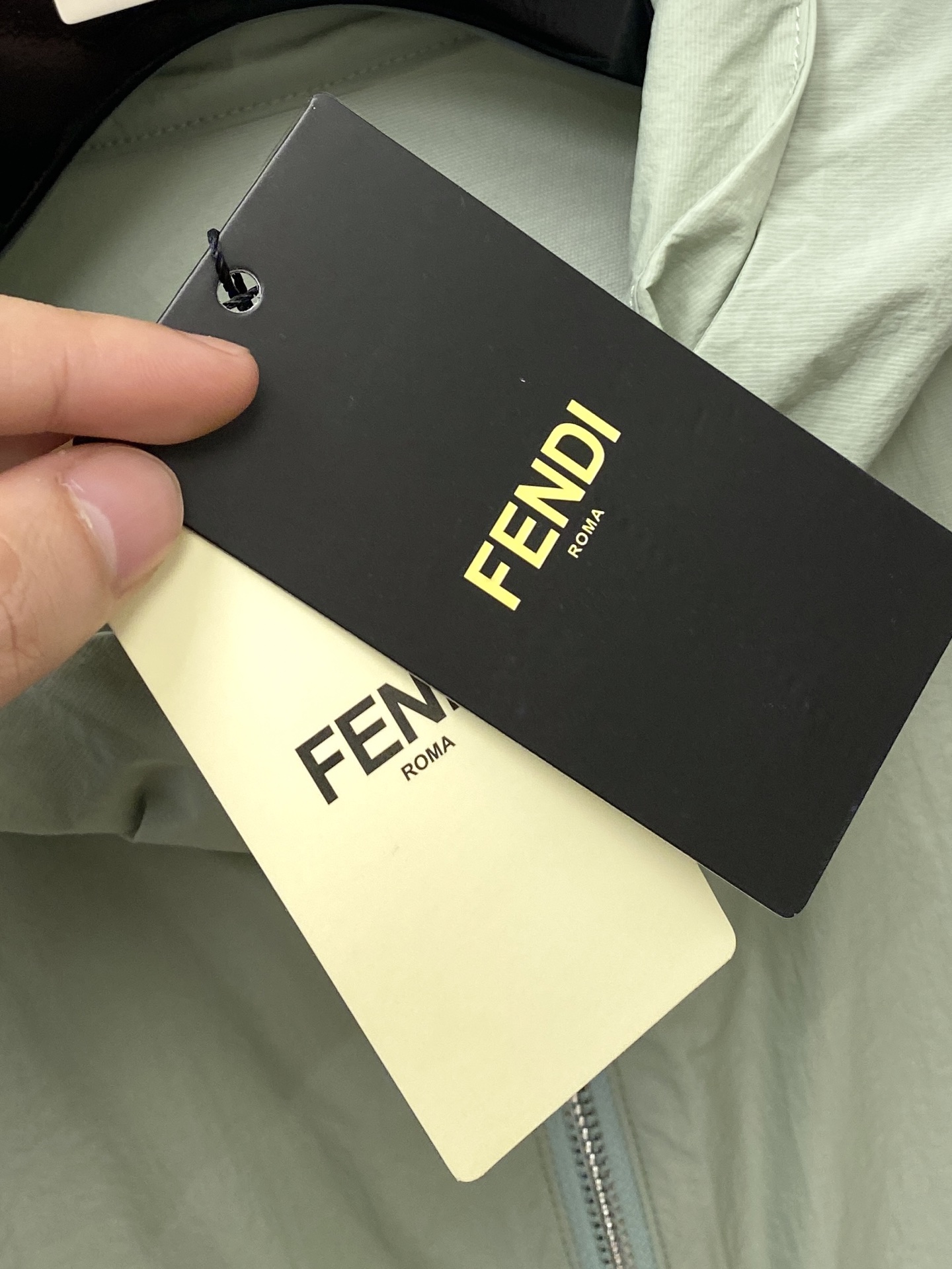 Fendi 2025 New Women's Casual Hooded Jacket Fashionable and Versatile 5 i1755771949350 2168 0 3