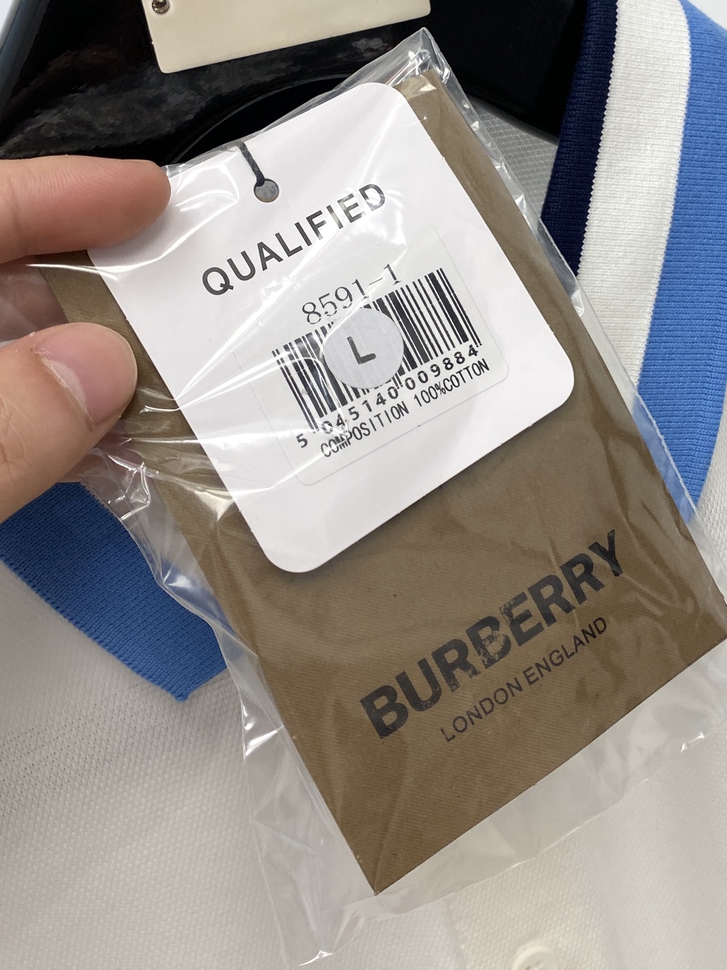 巴宝莉、2025新品短袖T恤，帅气时尚，胸前精致刺绣图案logo，简约百搭款。面料棉 不仅挺括，保持潮流