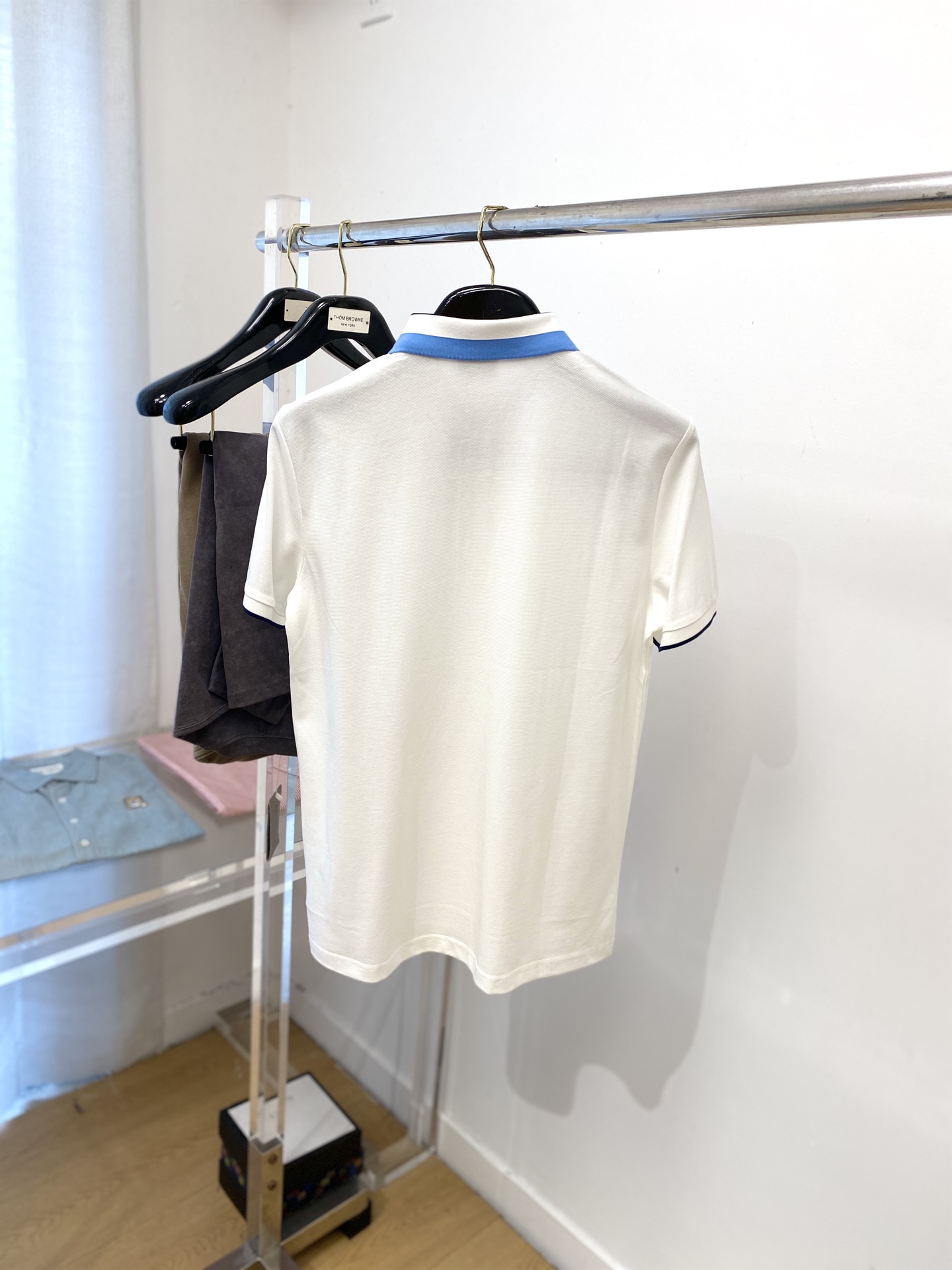 巴宝莉、2025新品短袖T恤，帅气时尚，胸前精致刺绣图案logo，简约百搭款。面料棉 不仅挺括，保持潮流