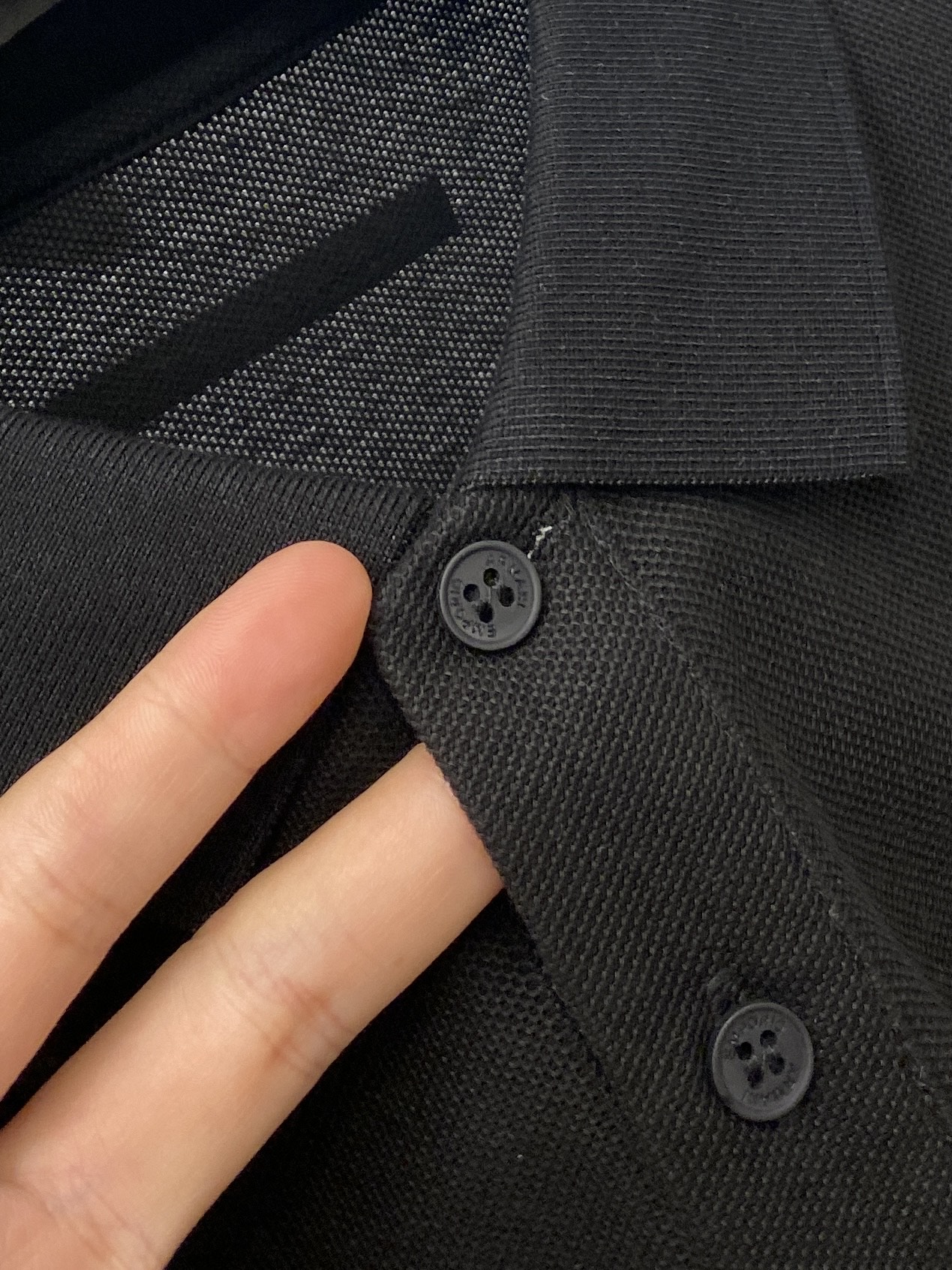 阿玛尼、2025新品短袖T恤，帅气时尚，衣下顶级印胶图案logo，简约百搭款。面料棉 不仅挺括，保持潮流