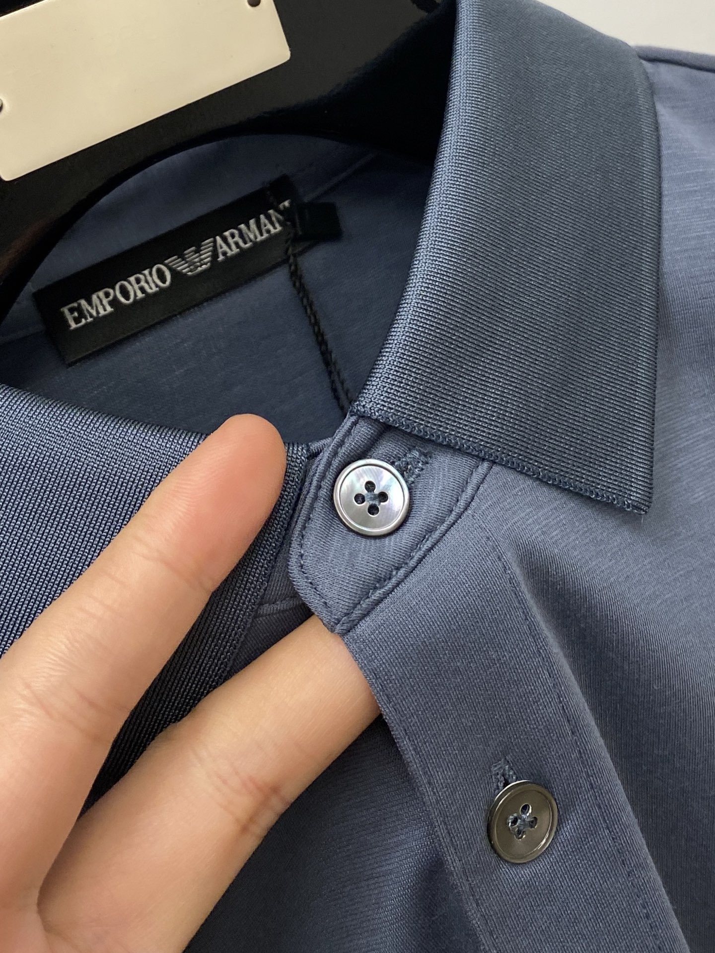 阿玛尼、2025新品短袖T恤，帅气时尚，胸前顶级印胶图案logo，简约百搭款。面料棉 不仅挺括，保持潮流