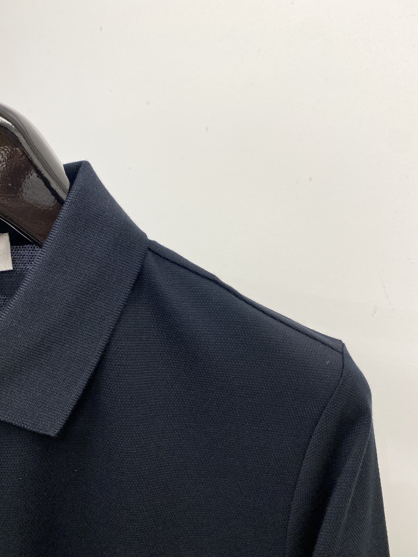 迪奥、2025新品短袖T恤，帅气时尚，顶级原版辅料logo，简约百搭款。面料棉 不仅挺括，保持潮流的廓形