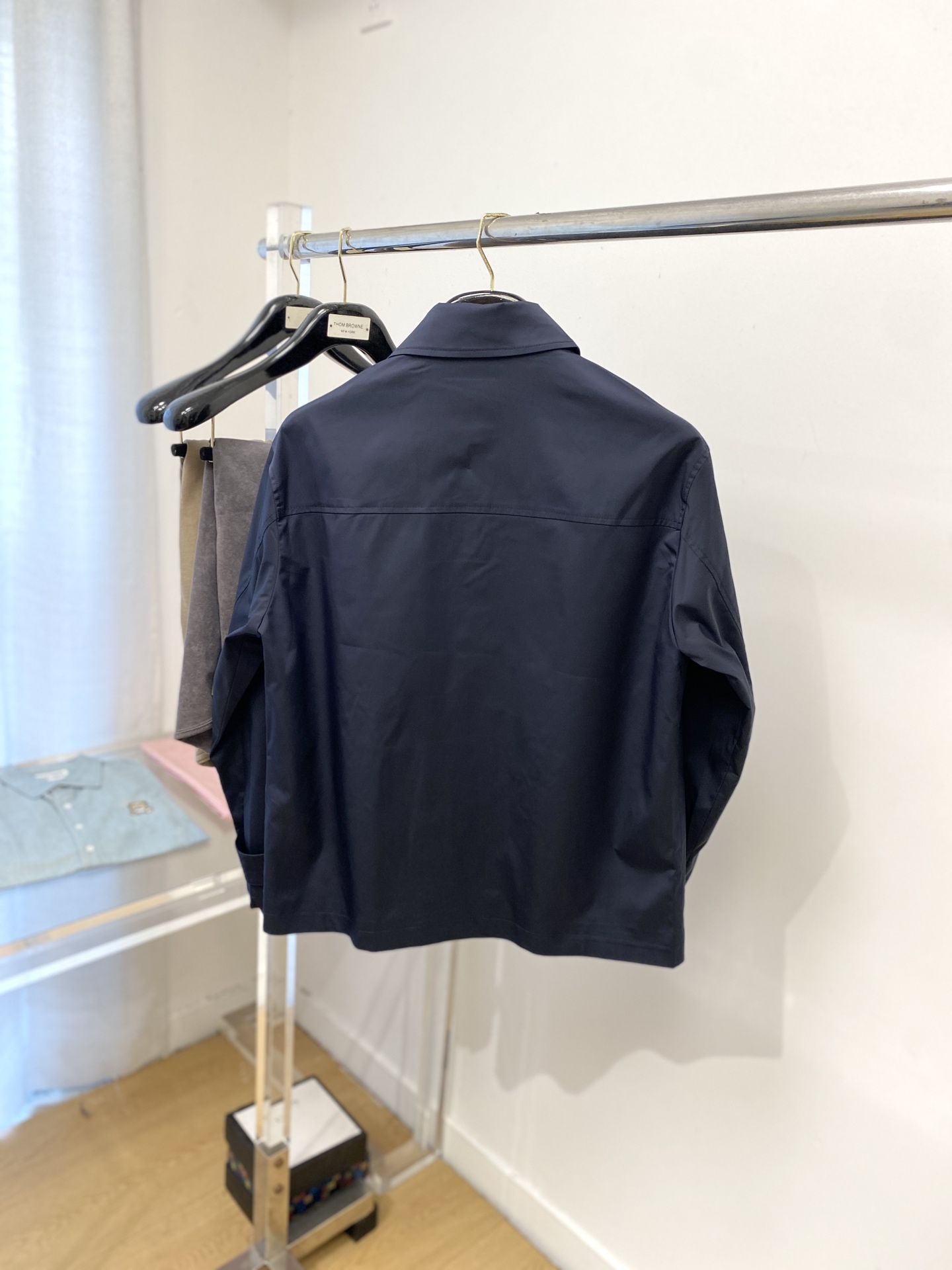 ￼ 芬迪、2025新品夹克外套，时尚帅气，简约百搭款，原版五金辅料logo，定制原版面料，不仅挺括，保持