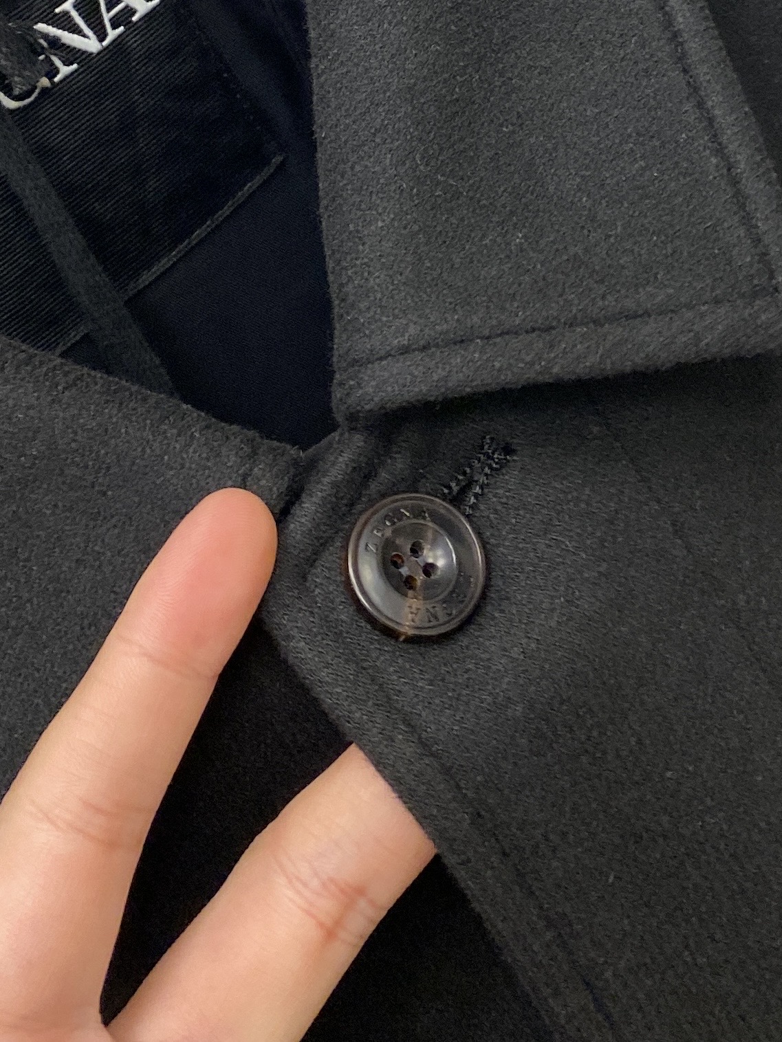 杰尼亚、2025新品夹克外套，时尚帅气，简约百搭款，原版辅料logo，定制原版面料，不仅挺括，保持潮流的