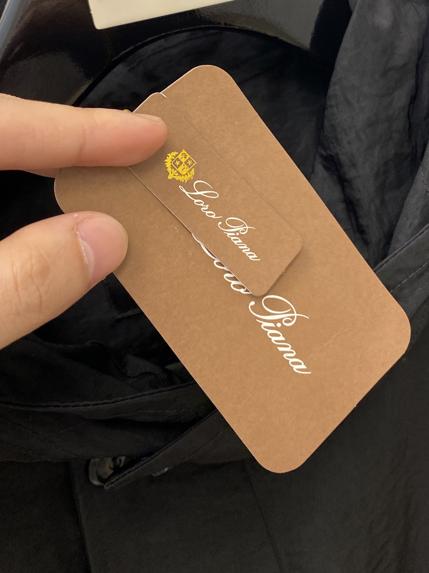 lP🆕、2025新品夹克外套，时尚帅气，简约百搭款，原版辅料logo，定制原版面料，不仅挺括，保持潮流的