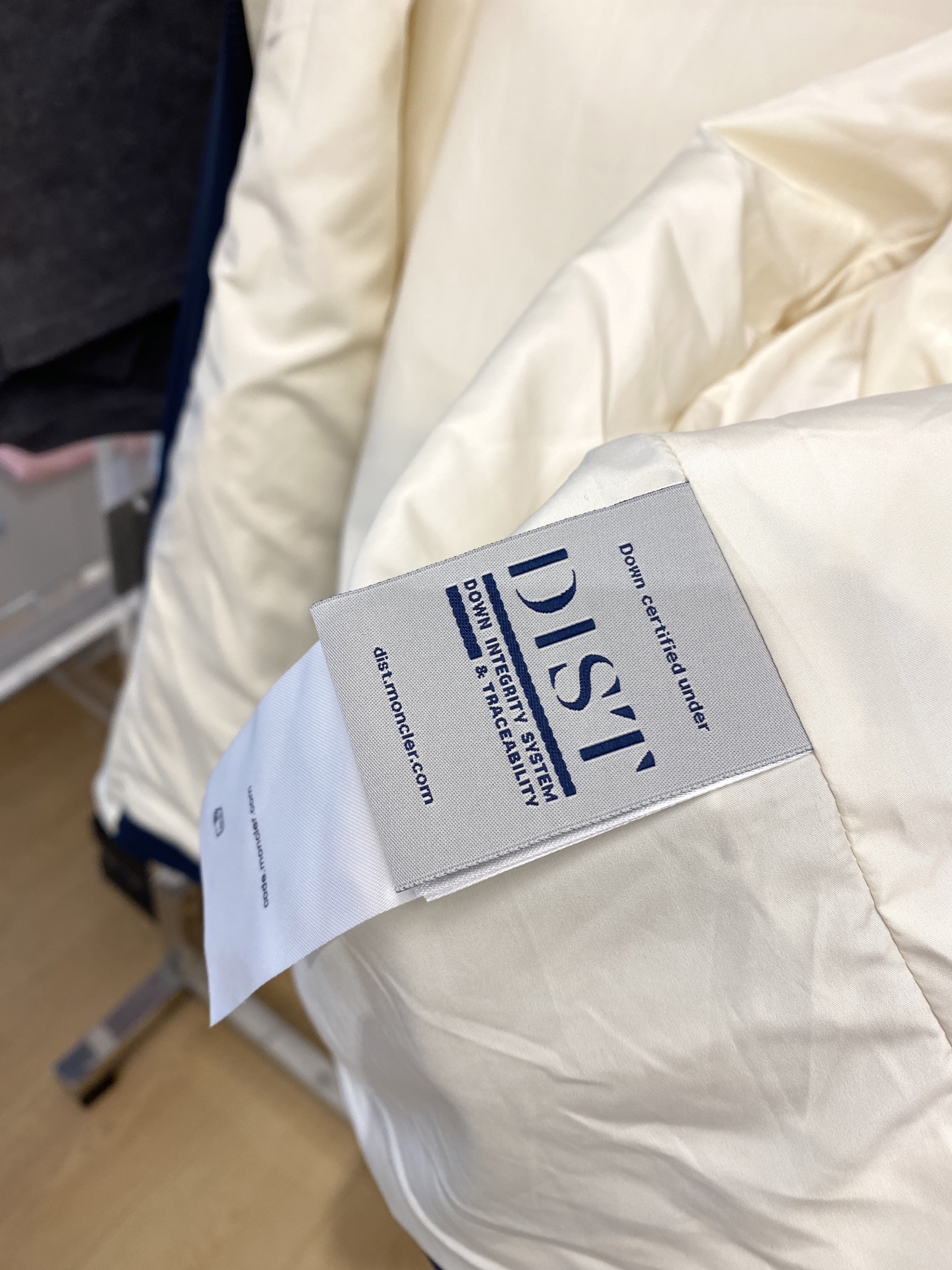 蒙口、2025新品夹克外套，时尚帅气，简约百搭款，袖口刺绣装饰图案logo，定制原版面料，不仅挺括，保持