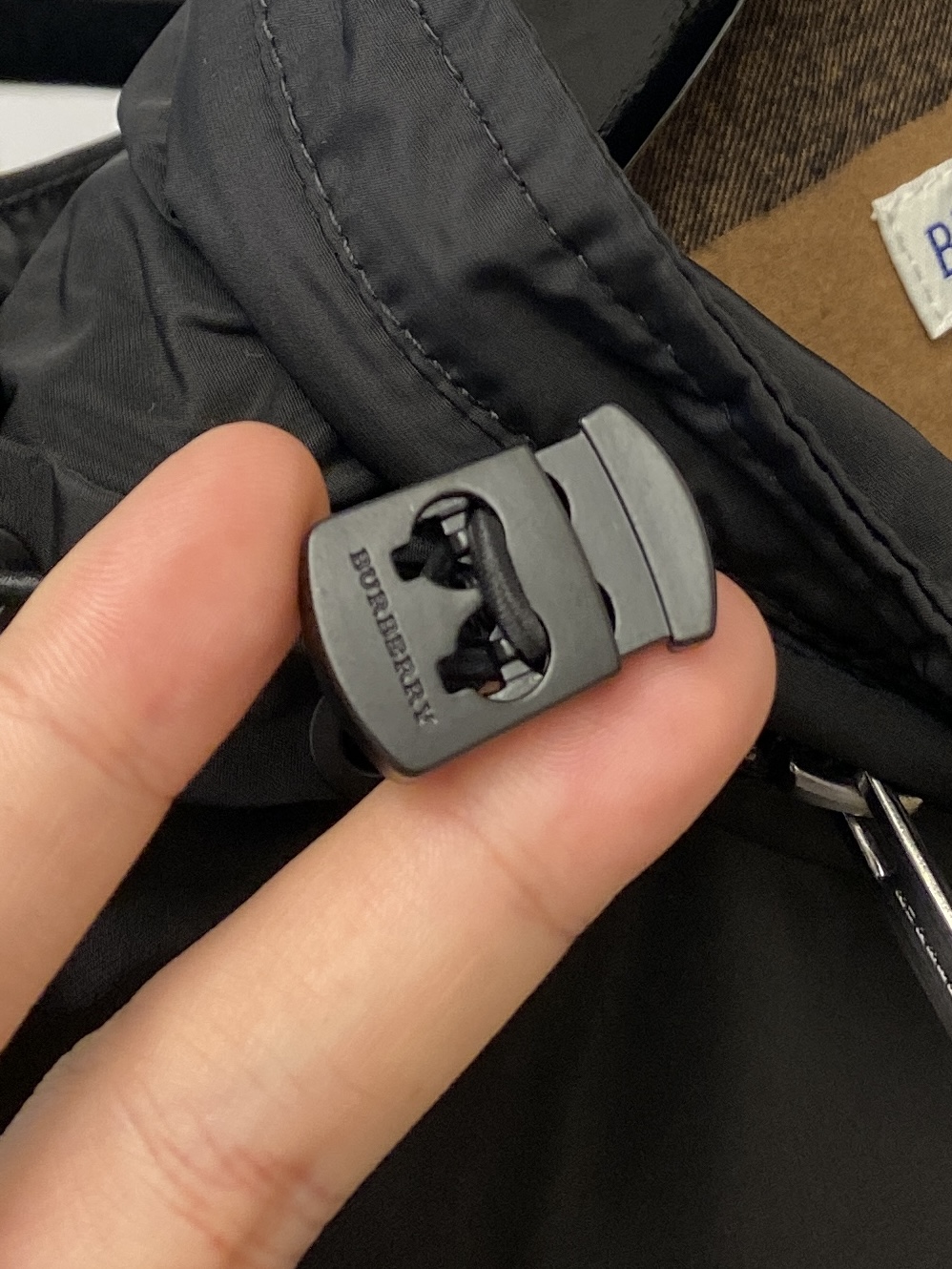 巴宝莉、2025新品夹克外套，时尚帅气，简约百搭款，胸前精致刺绣图案logo，定制原版面料，不仅挺括，保