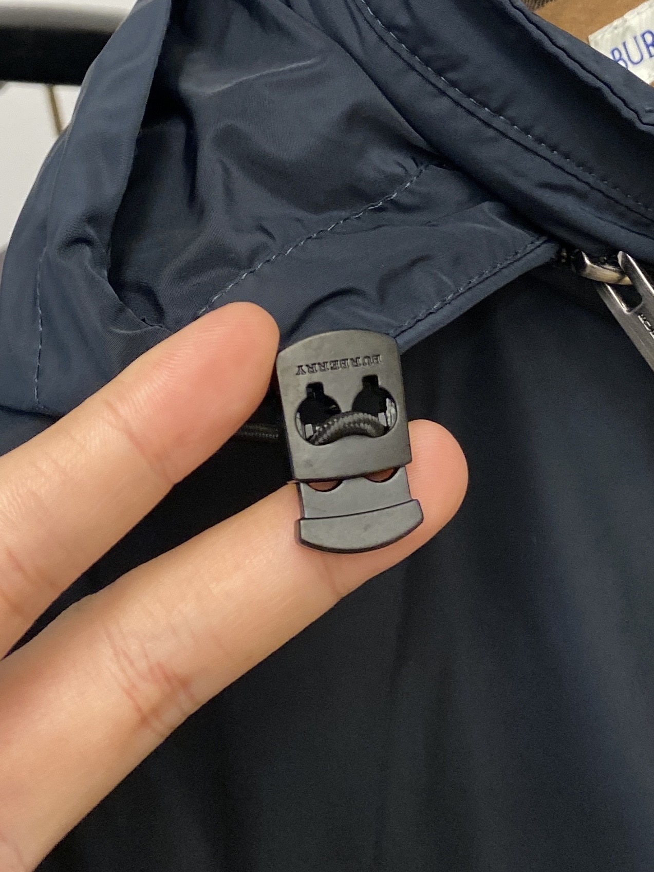 巴宝莉、2025新品夹克外套，时尚帅气，简约百搭款，胸前精致刺绣图案logo，定制原版面料，不仅挺括，保