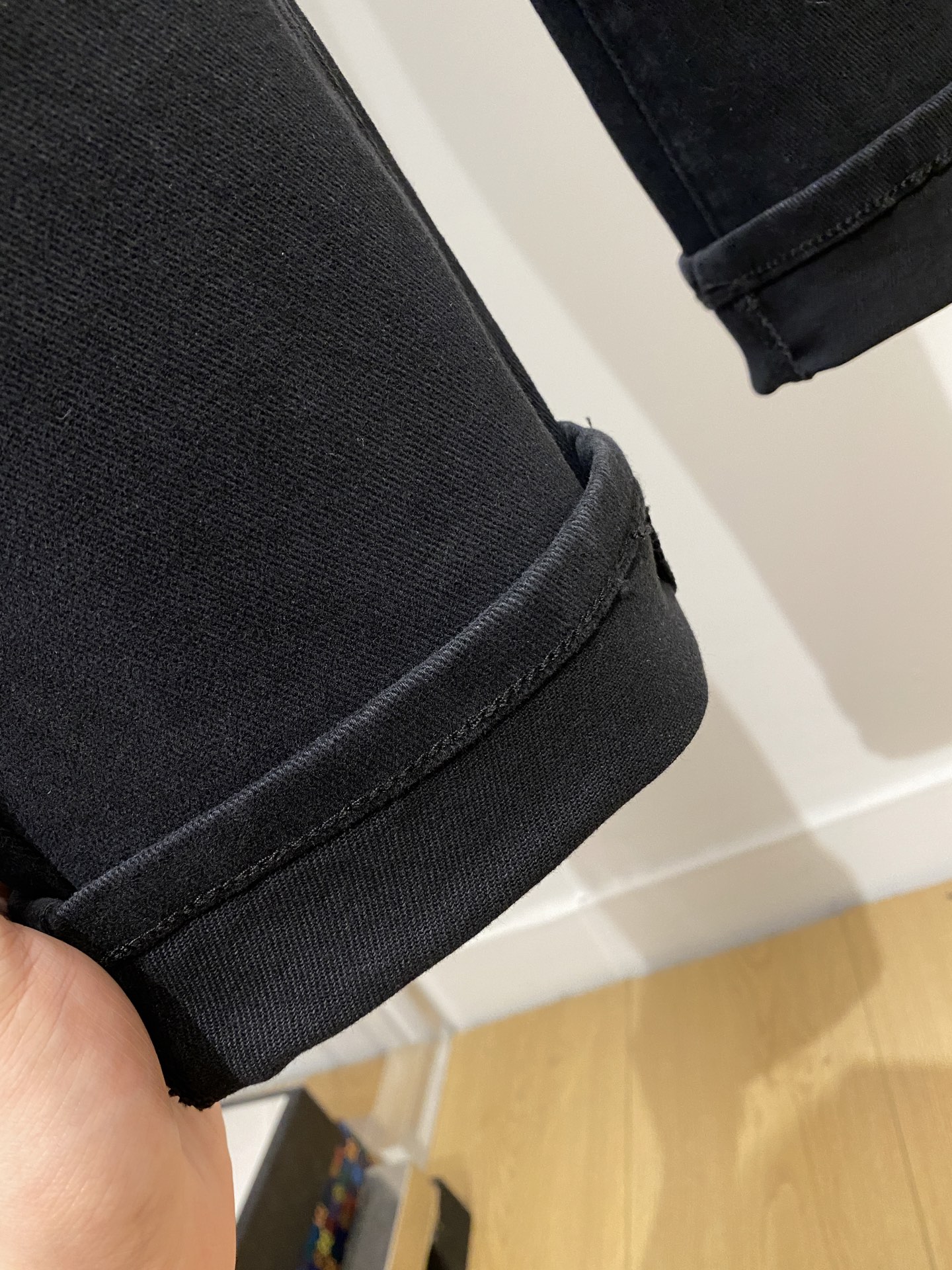 Kiton、2025最新品，专柜同步有售，原单狠货，水洗休闲牛仔裤，进口原版水洗弹力面料，舒适有弹性，原