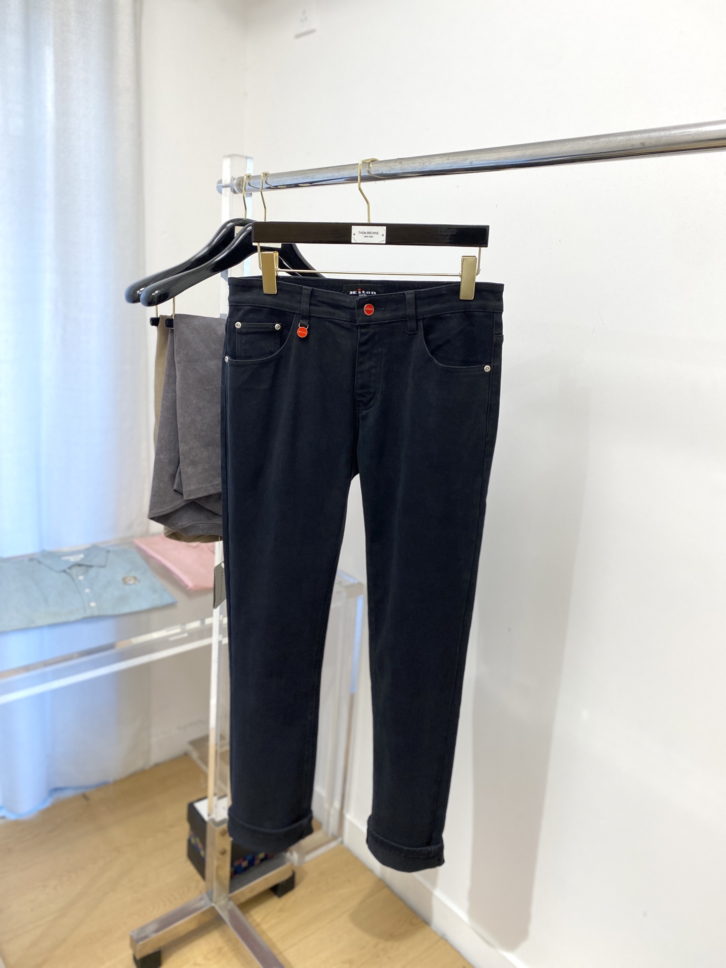 Kiton、2025最新品，专柜同步有售，原单狠货，水洗休闲牛仔裤，进口原版水洗弹力面料，舒适有弹性，原