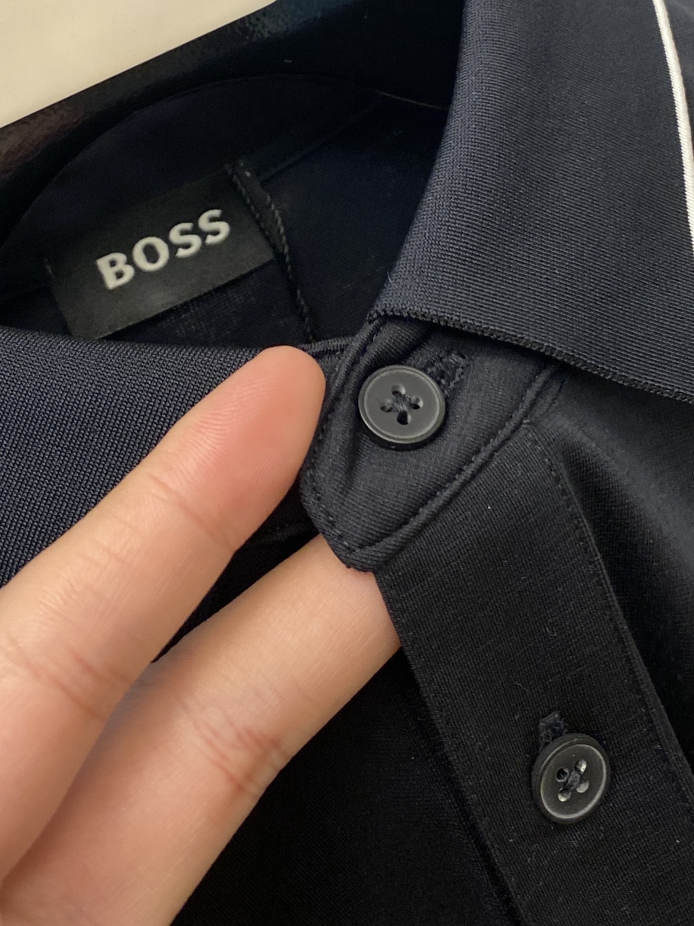 BOSS、2025新品短袖T恤，帅气时尚，胸前顶级印胶字母logo，简约百搭款。面料棉 不仅挺括，保持潮