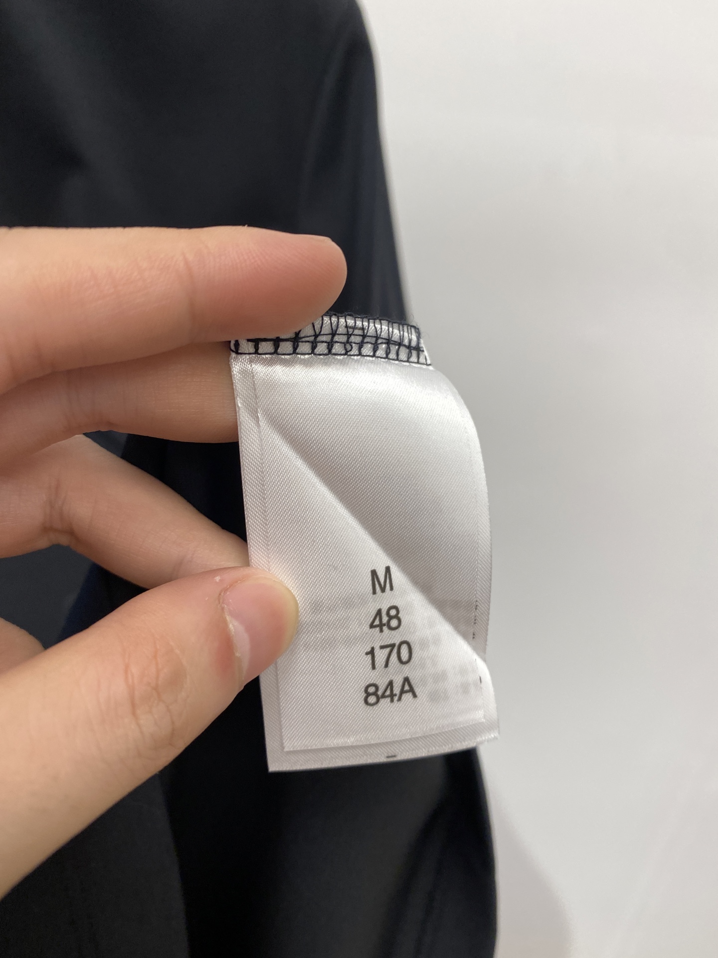 BOSS、2025新品短袖T恤，帅气时尚，胸前顶级印胶字母logo，简约百搭款。面料棉 不仅挺括，保持潮