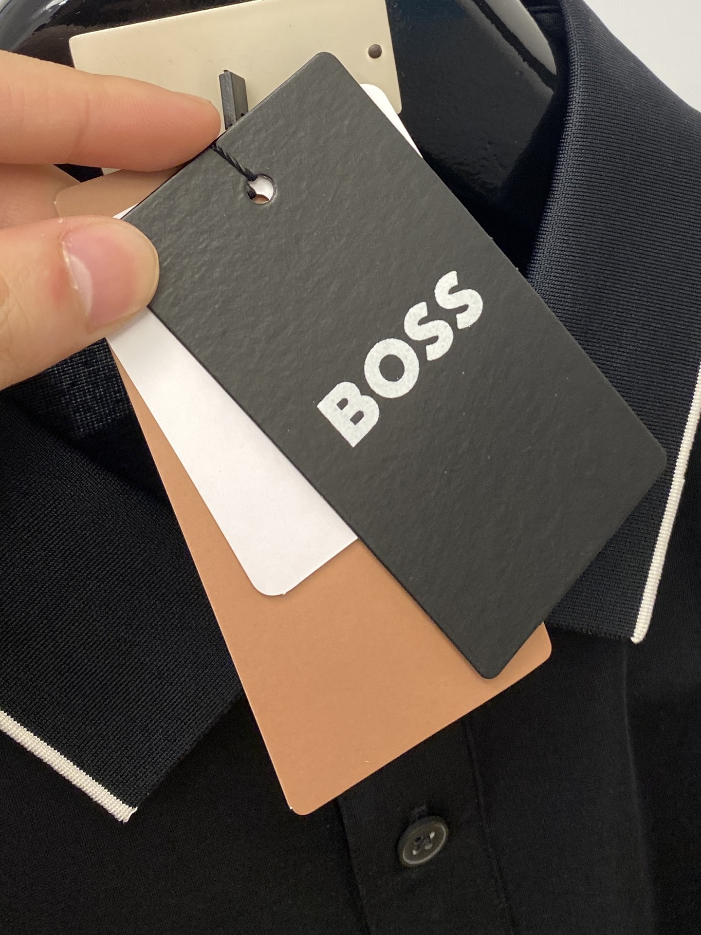 BOSS、2025新品短袖T恤，帅气时尚，胸前顶级印胶字母logo，简约百搭款。面料棉 不仅挺括，保持潮