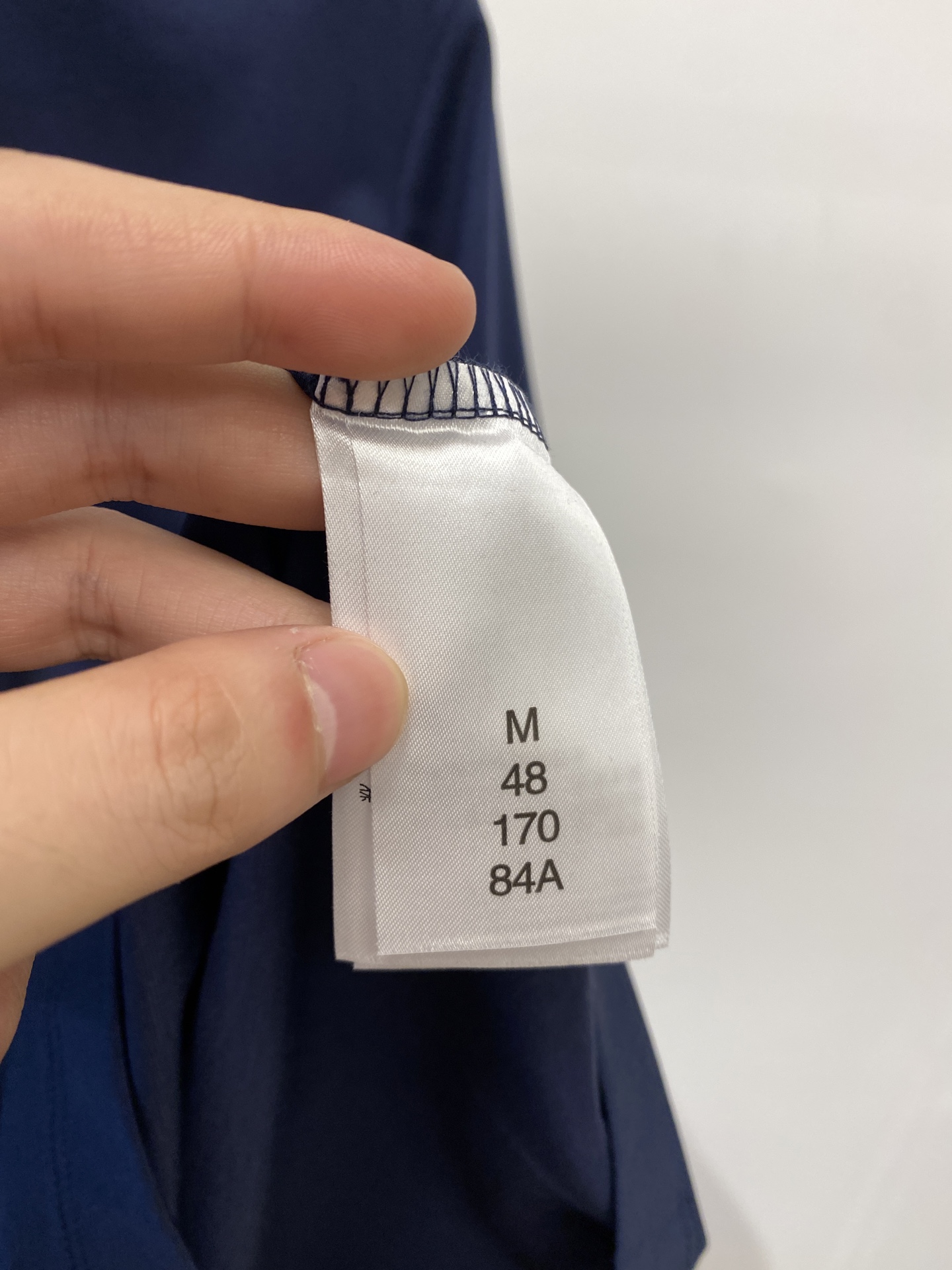 BOSS、2025新品短袖T恤，帅气时尚，胸前顶级印胶字母logo，简约百搭款。面料棉 不仅挺括，保持潮