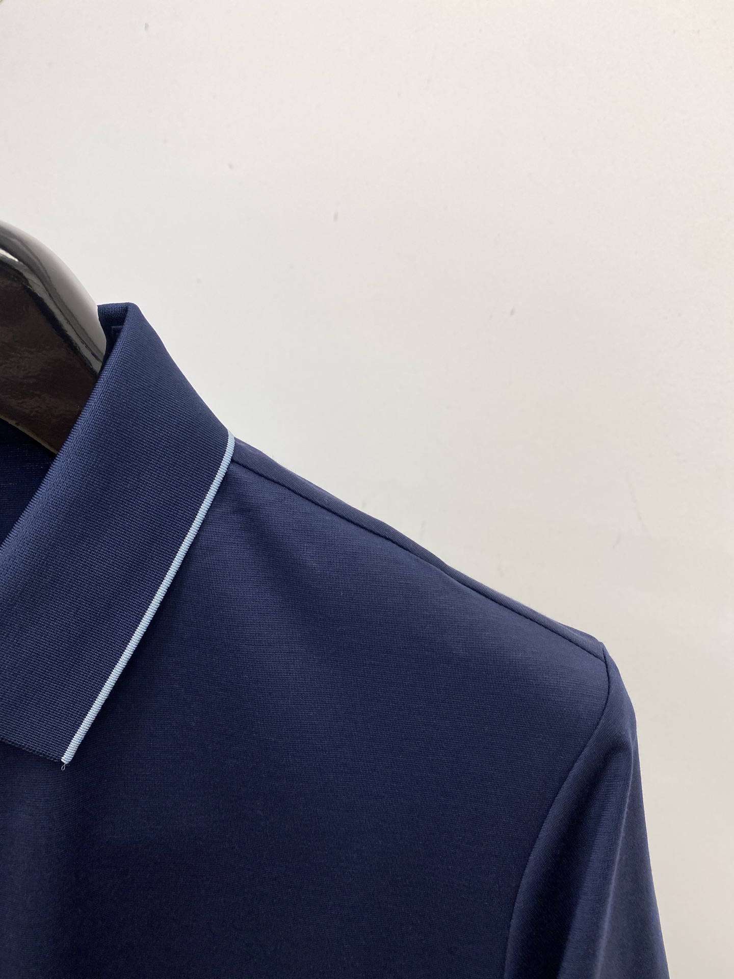 BOSS、2025新品短袖T恤，帅气时尚，胸前顶级印胶字母logo，简约百搭款。面料棉 不仅挺括，保持潮