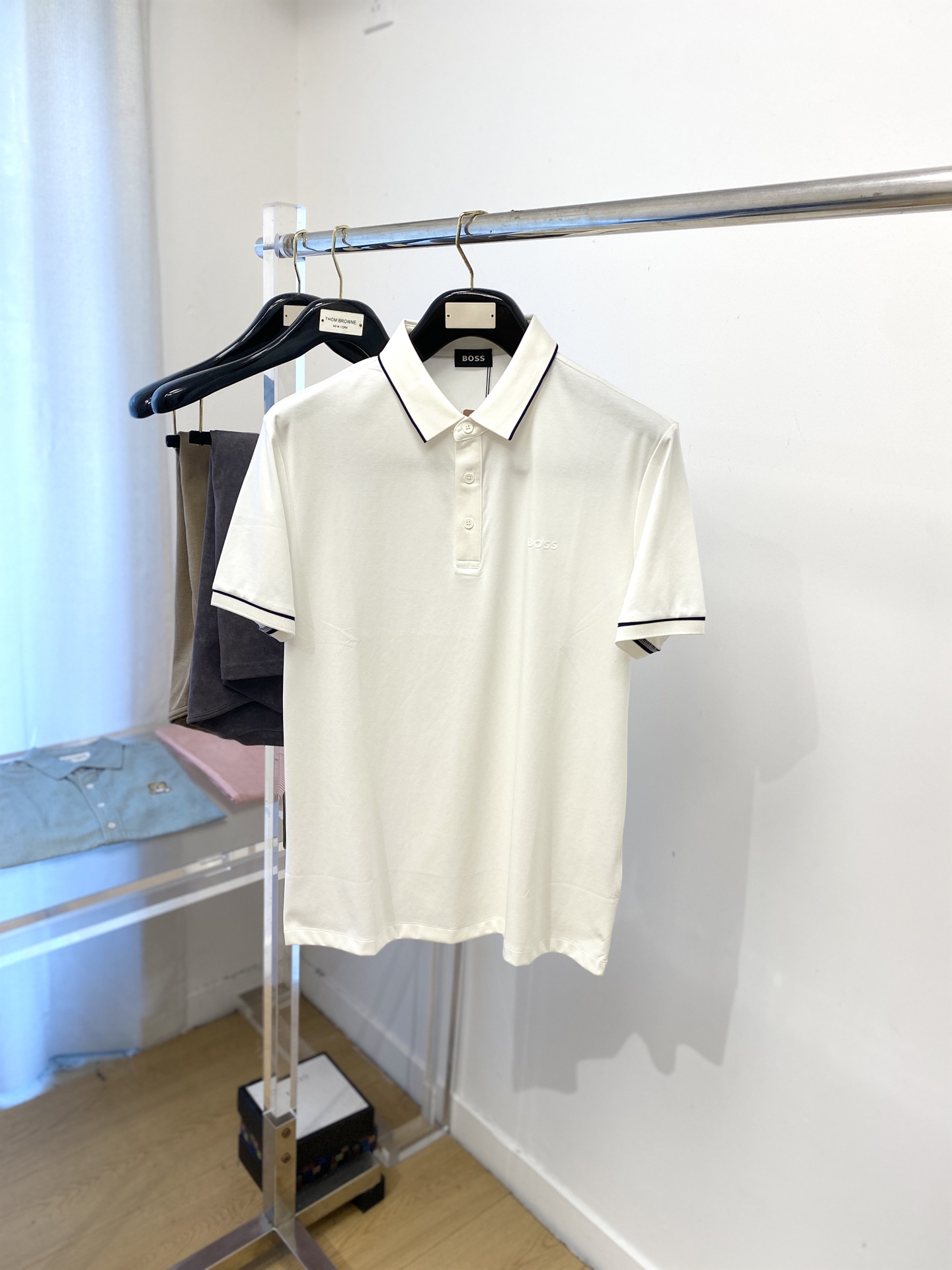 BOSS、2025新品短袖T恤，帅气时尚，胸前顶级印胶字母logo，简约百搭款。面料棉 不仅挺括，保持潮