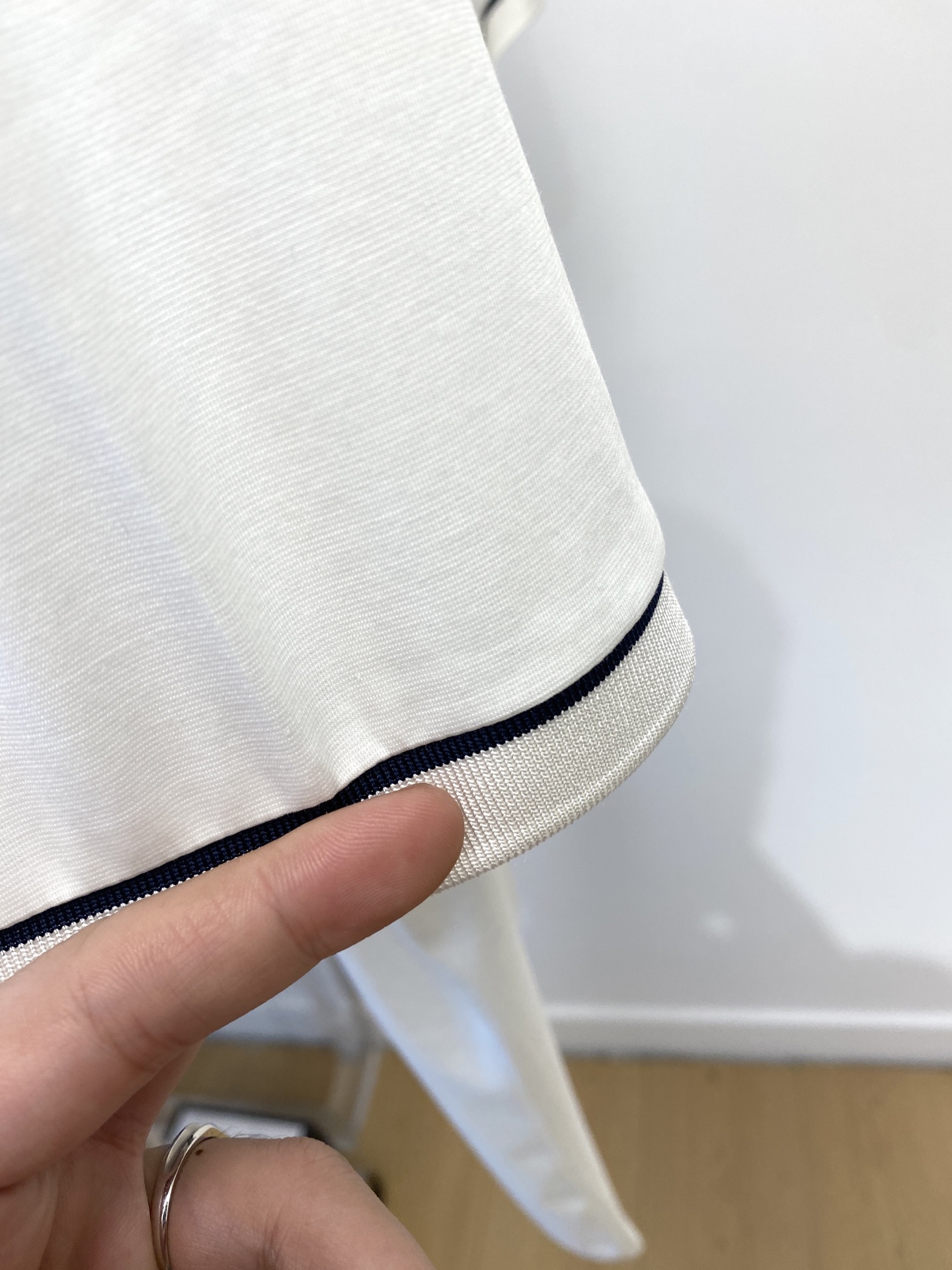 BOSS、2025新品短袖T恤，帅气时尚，胸前顶级印胶字母logo，简约百搭款。面料棉 不仅挺括，保持潮