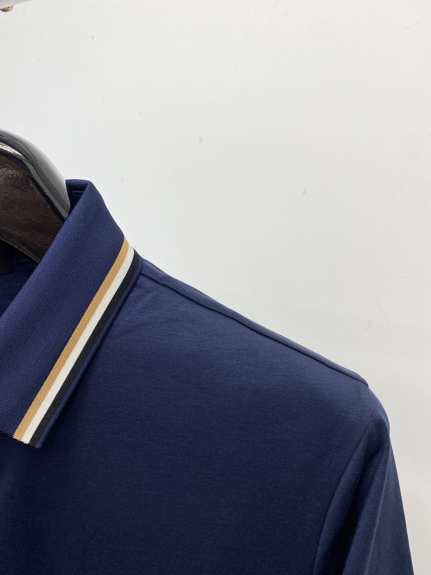 BOSS、2025新品短袖T恤，帅气时尚，胸前顶级印胶字母logo，简约百搭款。面料棉 不仅挺括，保持潮