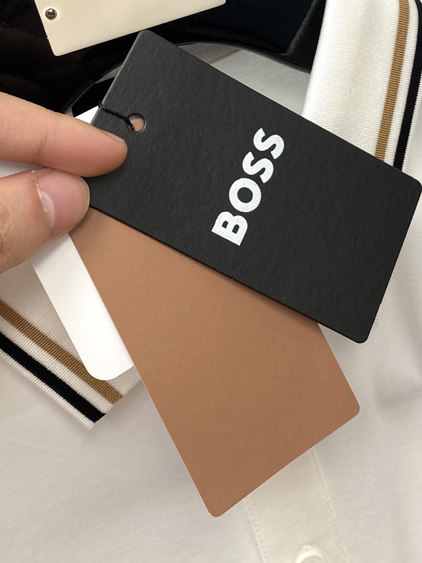 BOSS、2025新品短袖T恤，帅气时尚，胸前顶级印胶字母logo，简约百搭款。面料棉 不仅挺括，保持潮