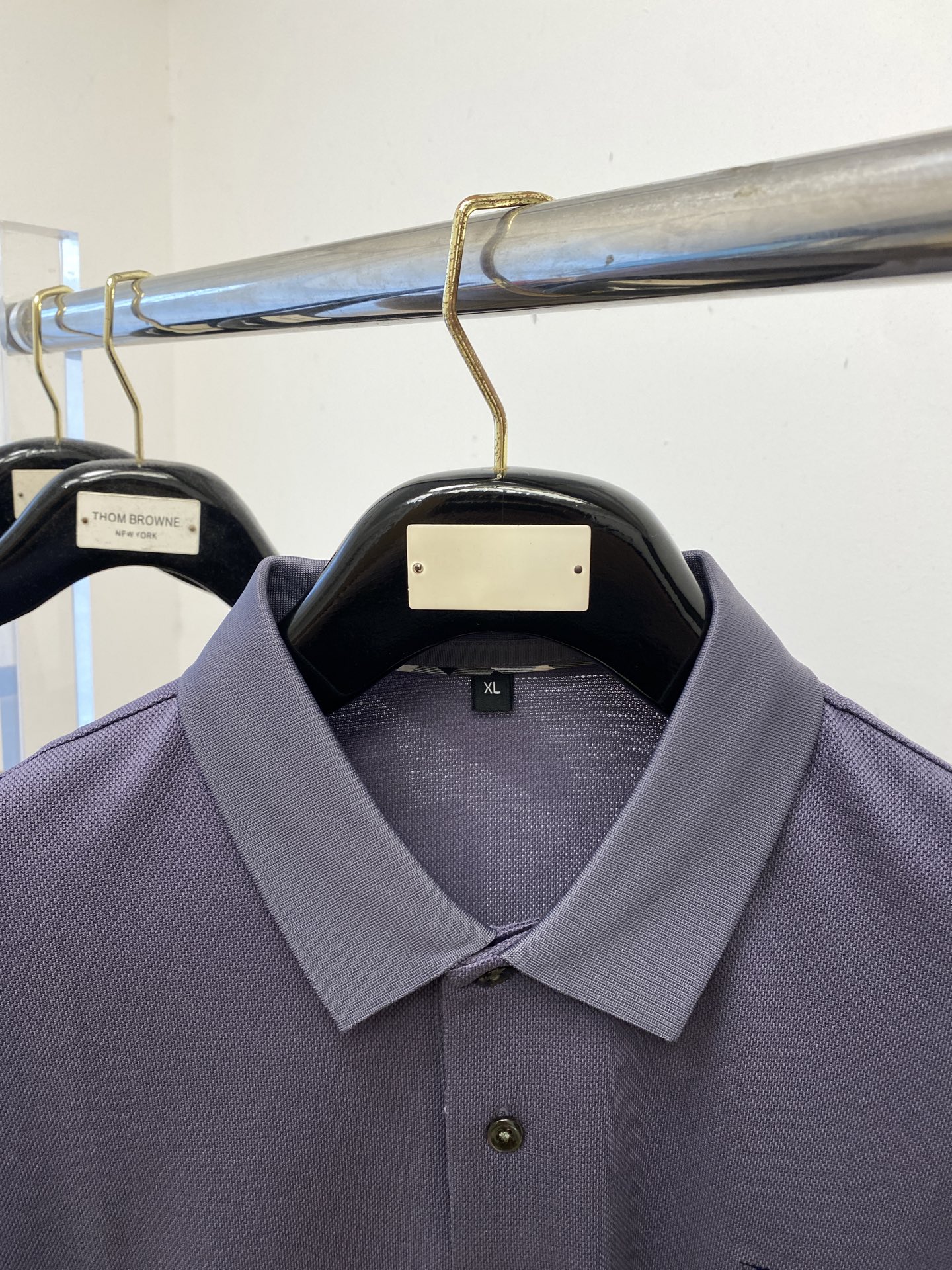 巴宝莉、2025新品短袖T恤，帅气时尚，胸前精致刺绣图案logo，简约百搭款。面料棉 不仅挺括，保持潮流