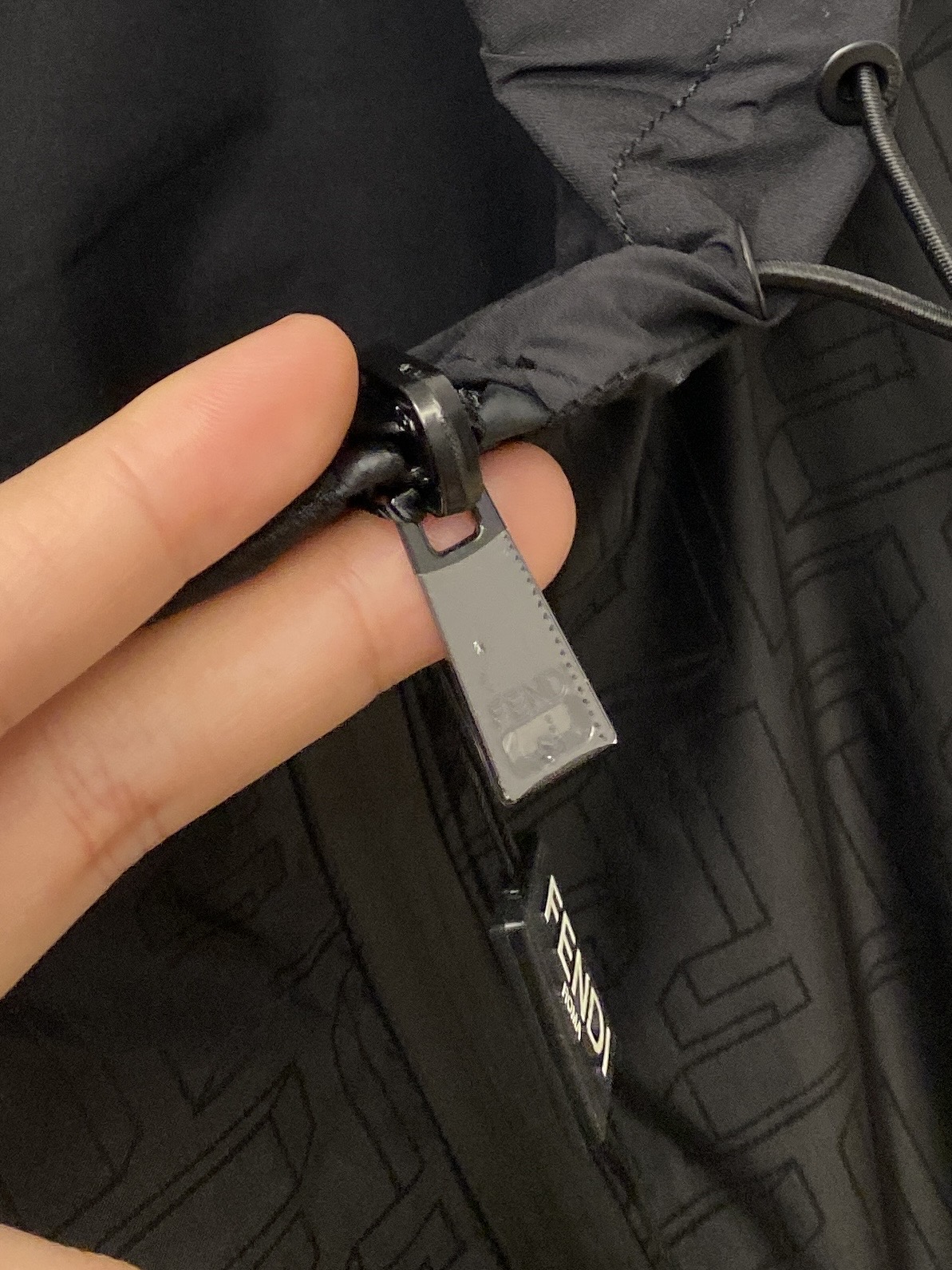 芬迪、2025新品双面穿夹克外套，时尚帅气，简约百搭款，顶级数码定位定织字母logo，定制原版面料，不仅