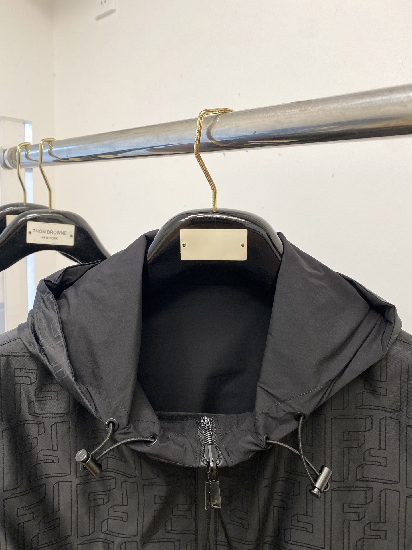 芬迪、2025新品双面穿夹克外套，时尚帅气，简约百搭款，顶级数码定位定织字母logo，定制原版面料，不仅