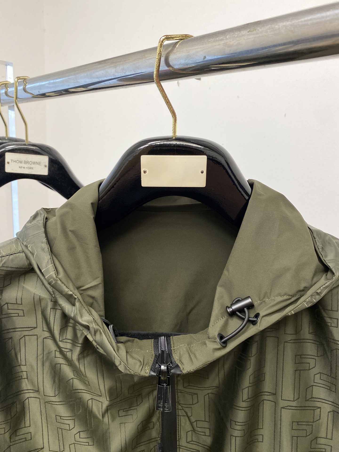 芬迪、2025新品双面穿夹克外套，时尚帅气，简约百搭款，顶级数码定位定织字母logo，定制原版面料，不仅