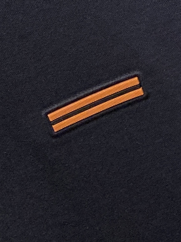 杰尼亚、2025新品长袖打底，帅气时尚，胸前设计凹凸印胶图案logo，简约百搭款。面料棉 不仅挺括，保持