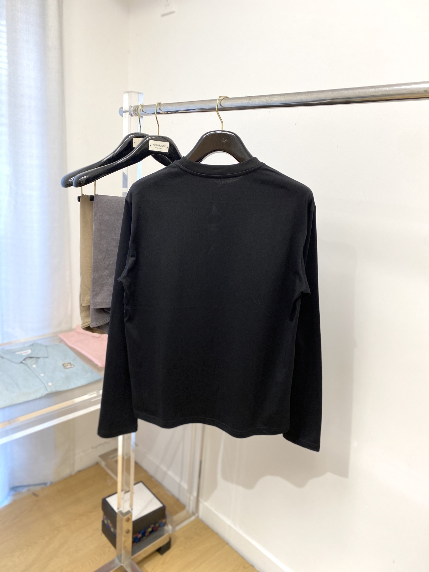 始祖鸟、2025新品长袖卫衣，帅气时尚，简约百搭款。胸前精致刺绣图案logo，面料棉 不仅挺括，保持潮流