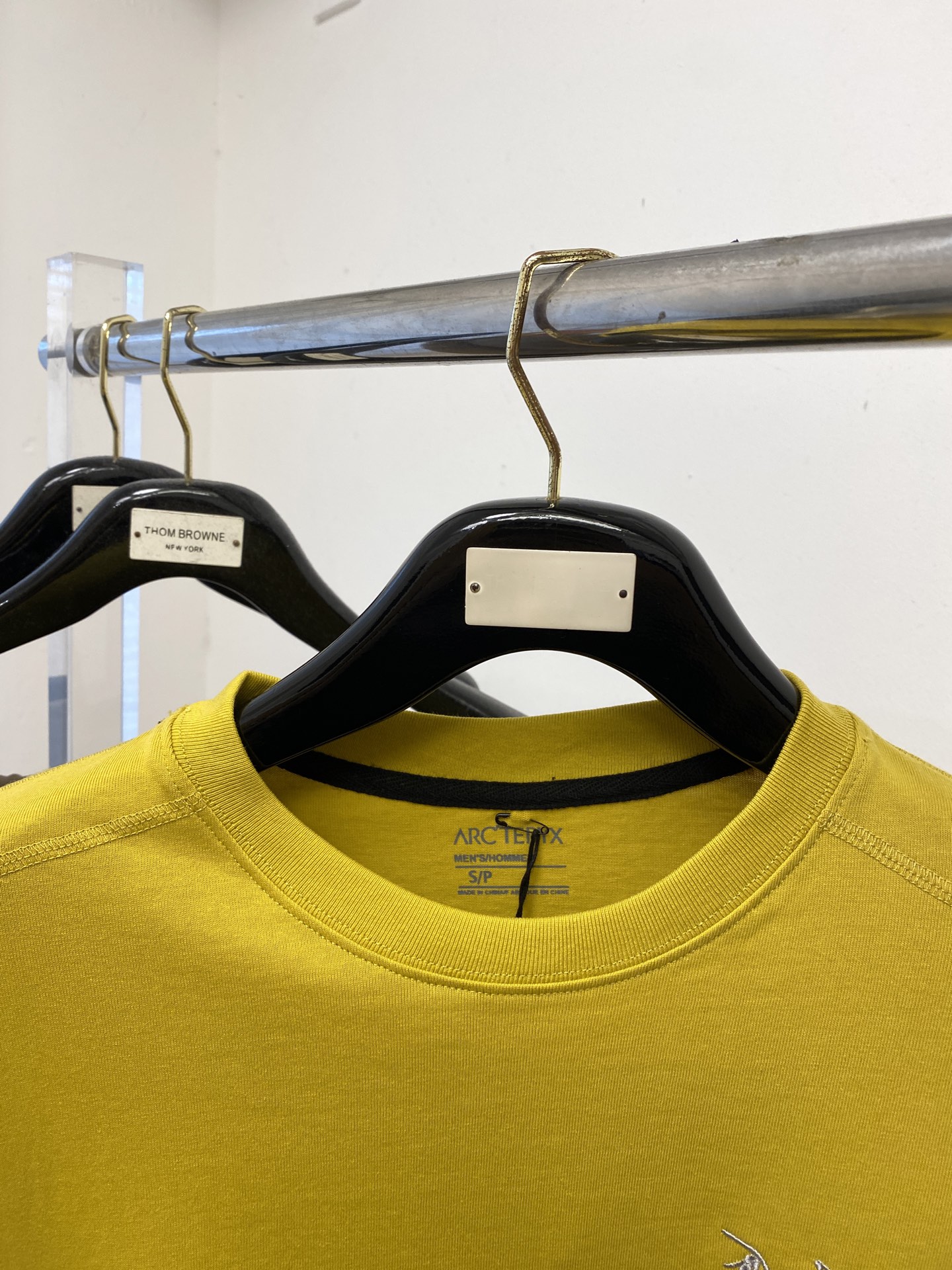 始祖鸟、2025新品长袖卫衣，帅气时尚，简约百搭款。胸前精致刺绣图案logo，面料棉 不仅挺括，保持潮流