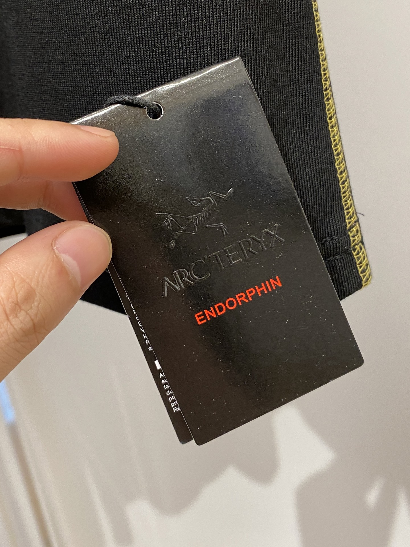 始祖鸟、2025新品长袖卫衣，帅气时尚，简约百搭款。袖口顶级印花字母logo，面料棉 不仅挺括，保持潮流