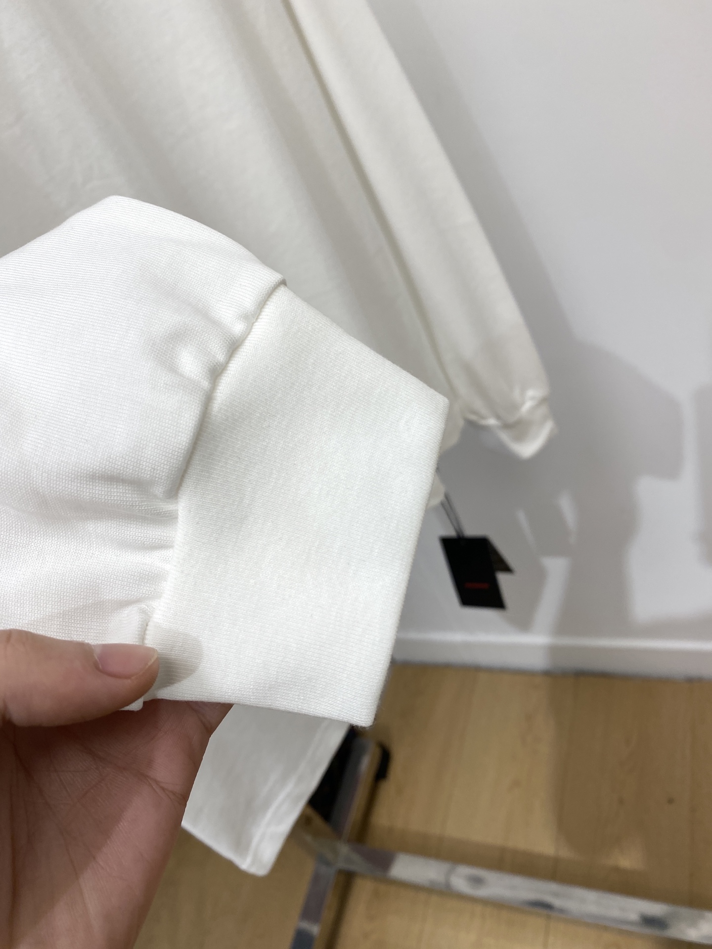 始祖鸟、2025新品长袖卫衣，帅气时尚，简约百搭款。胸前顶级印花图案logo，面料棉 不仅挺括，保持潮流