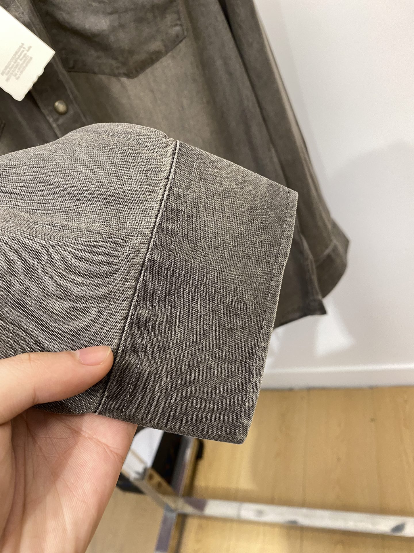 Brunello Cucinelli、2025新品衬衫，时尚帅气，简约百搭款，定制原版面料，不仅挺括，保
