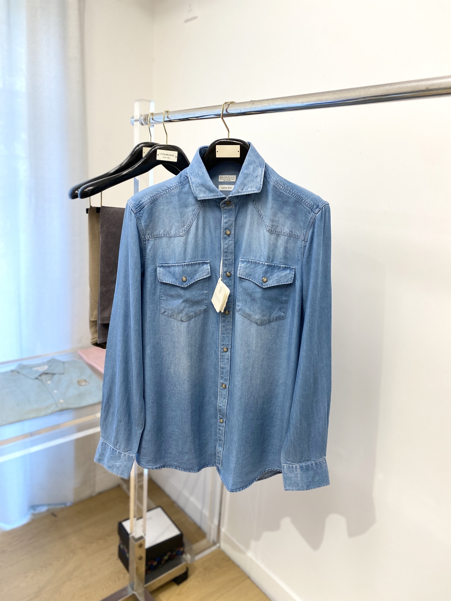 Brunello Cucinelli、2025新品衬衫，时尚帅气，简约百搭款，定制原版面料，不仅挺括，保