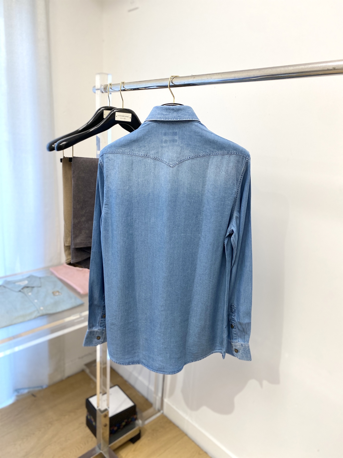 Brunello Cucinelli、2025新品衬衫，时尚帅气，简约百搭款，定制原版面料，不仅挺括，保