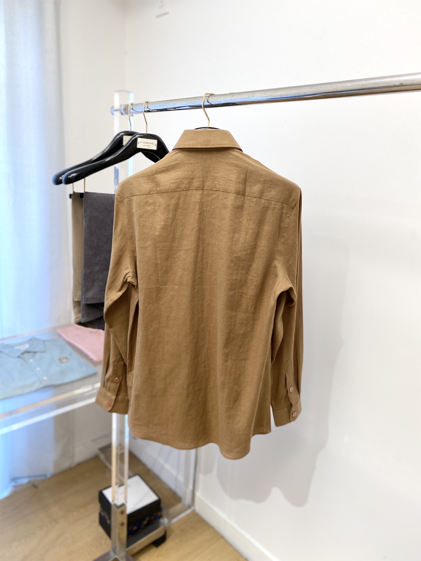 Kiton、2025新品衬衫，时尚帅气，简约百搭款，定制原版面料，不仅挺括，保持潮流的廓形，又穿着舒适，