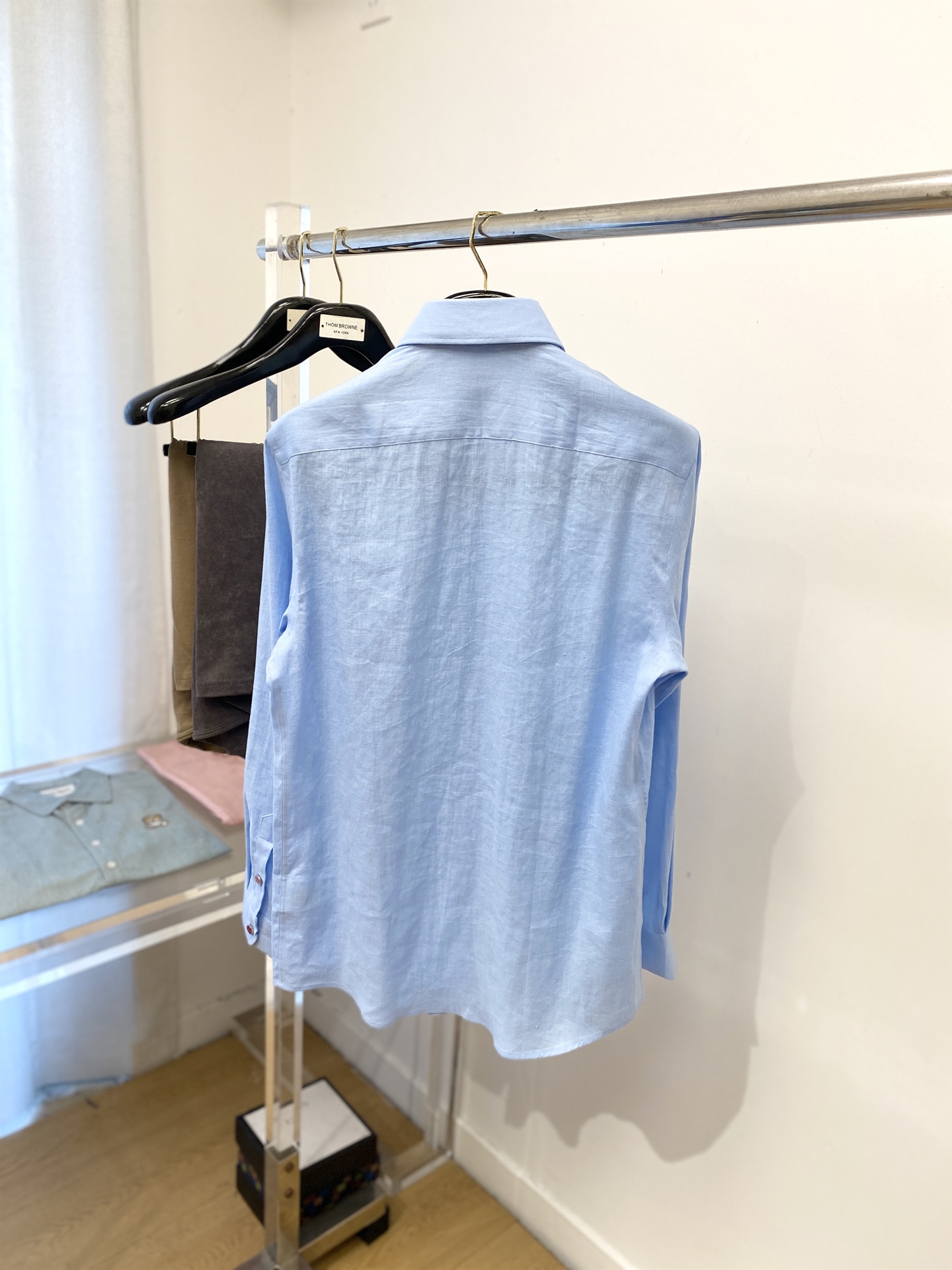 Kiton、2025新品衬衫，时尚帅气，简约百搭款，定制原版面料，不仅挺括，保持潮流的廓形，又穿着舒适，