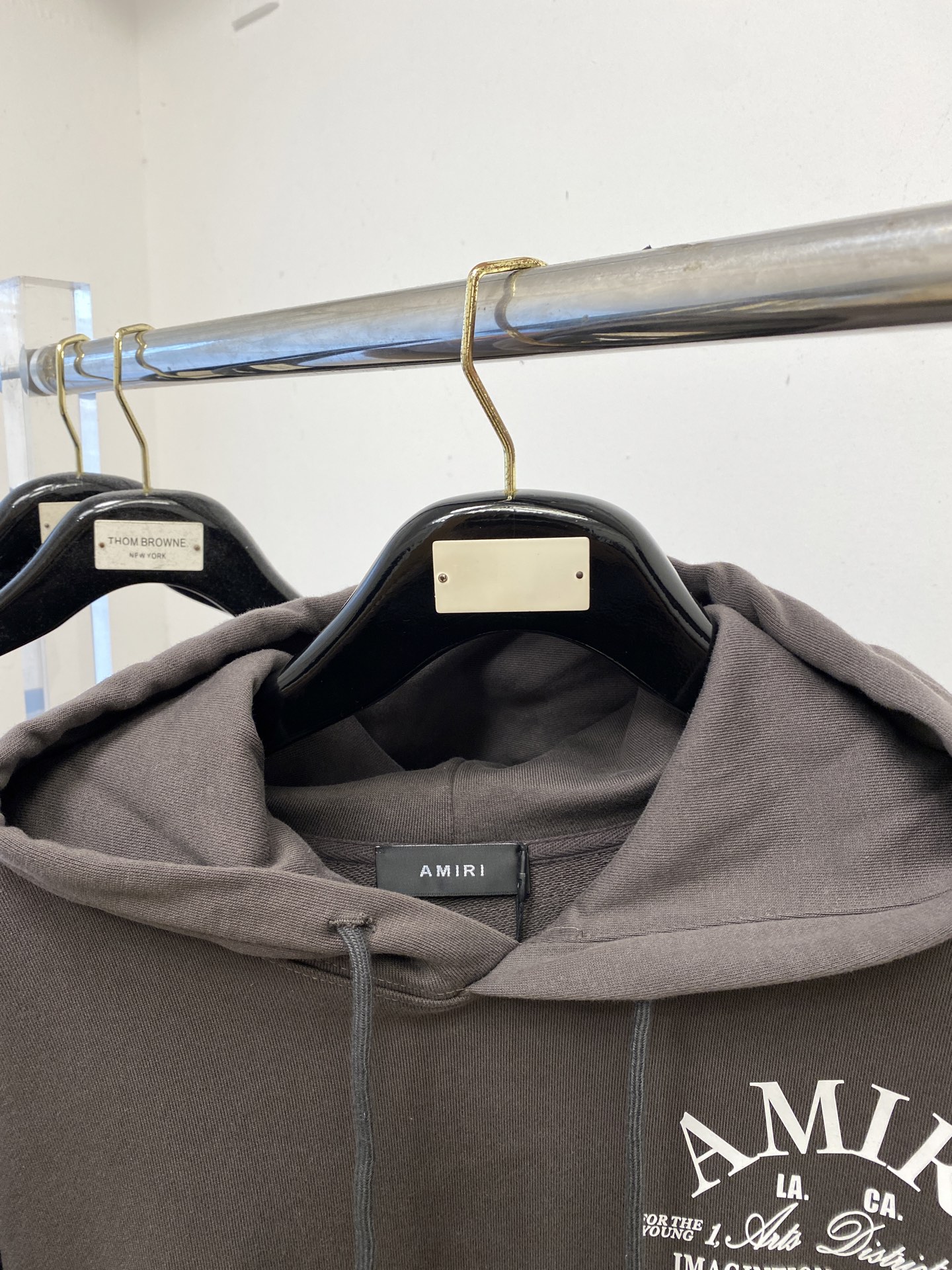 AMIRI、2025最新款卫衣，帅气时尚，胸前顶级印花字母logo，简约百搭款。面料棉 不仅挺括，保持潮