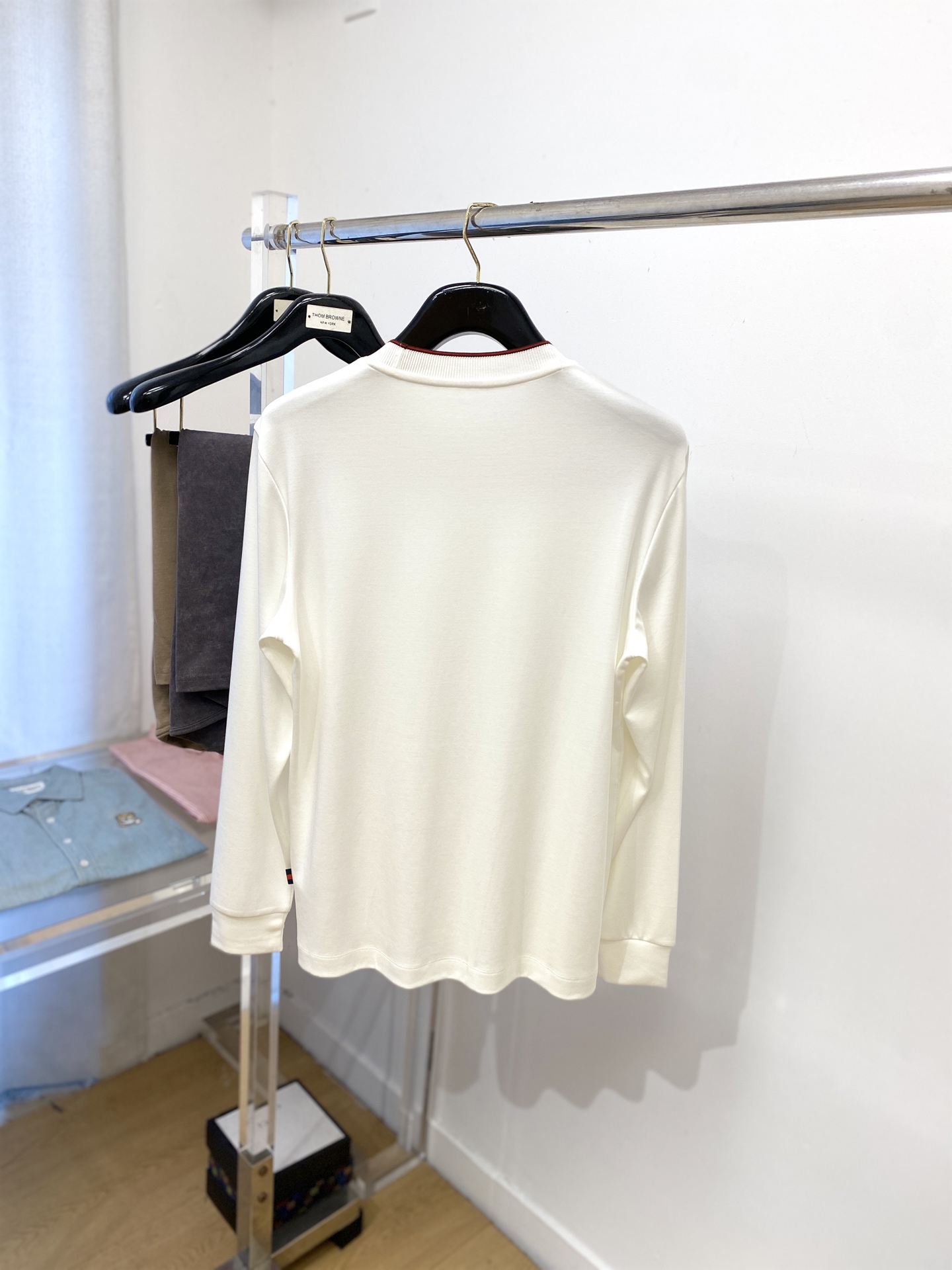 古奇、2025新品长袖打底，帅气时尚，胸前顶级印胶字母logo，简约百搭款。面料棉 不仅挺括，保持潮流的