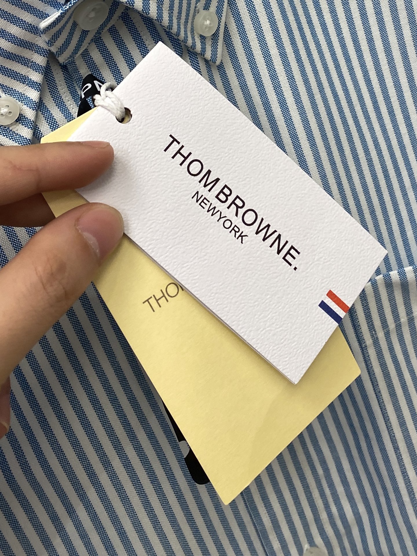 TB、2025新品衬衫，时尚帅气，简约百搭款，定制原版面料，不仅挺括，保持潮流的廓形，又穿着舒适，纱织更