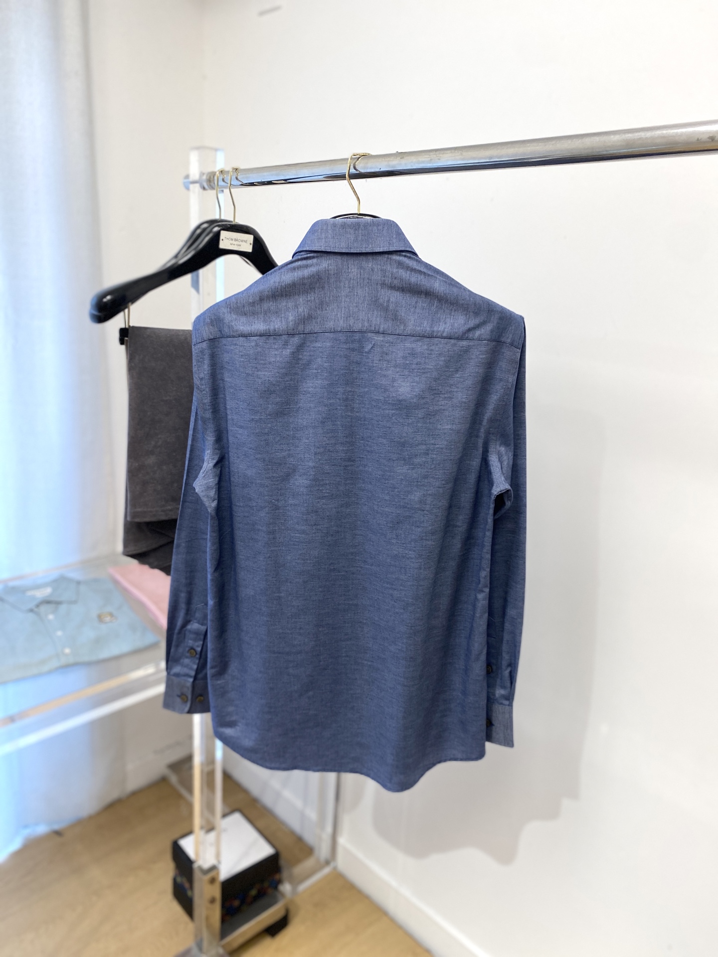 杰尼亚、2025新品衬衫，时尚帅气，简约百搭款，定制原版面料，不仅挺括，保持潮流的廓形，又穿着舒适，纱织