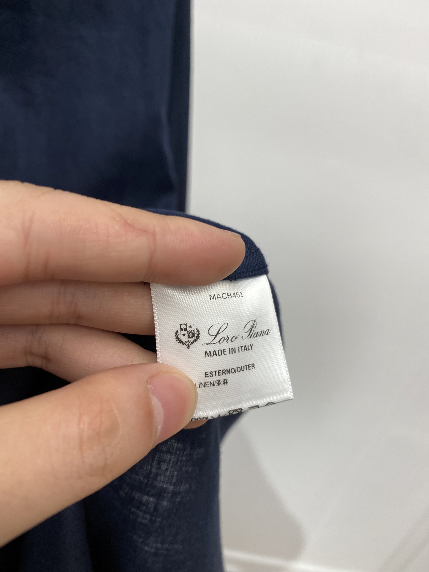 lP🆕、2025新品衬衫，时尚帅气，简约百搭款，定制原版面料，不仅挺括，保持潮流的廓形，又穿着舒适，纱织