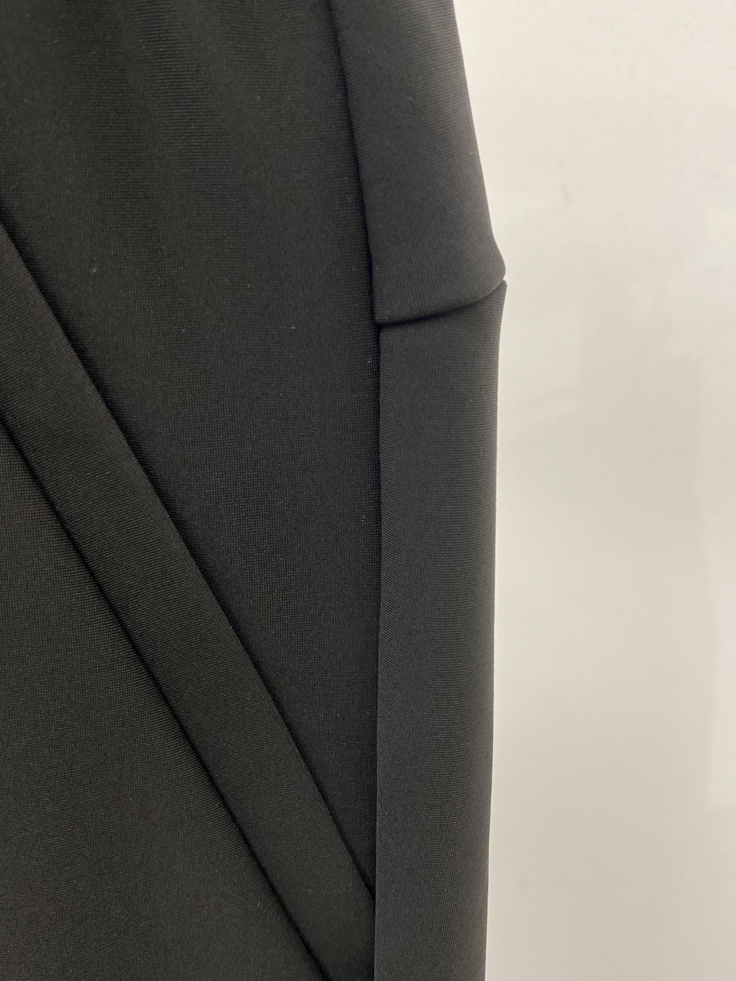 DESCENTE迪桑特、2025爆款休闲裤 高弹显瘦必爆简约百搭爆款，做工精细，每一针都看得到用心，超多