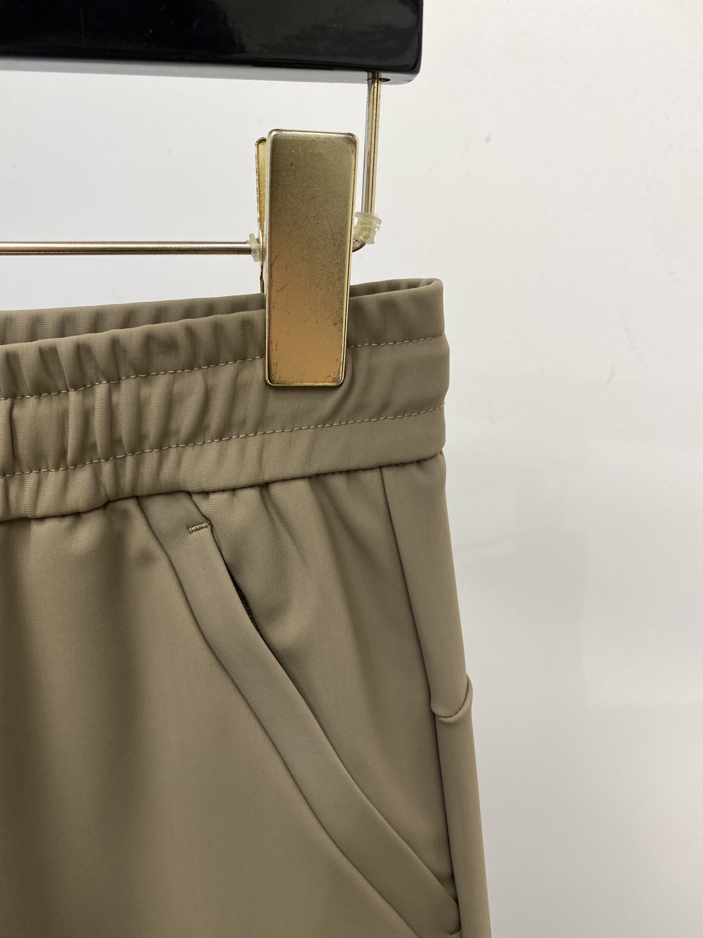 DESCENTE迪桑特、2025爆款休闲裤 高弹显瘦必爆简约百搭爆款，做工精细，每一针都看得到用心，超多