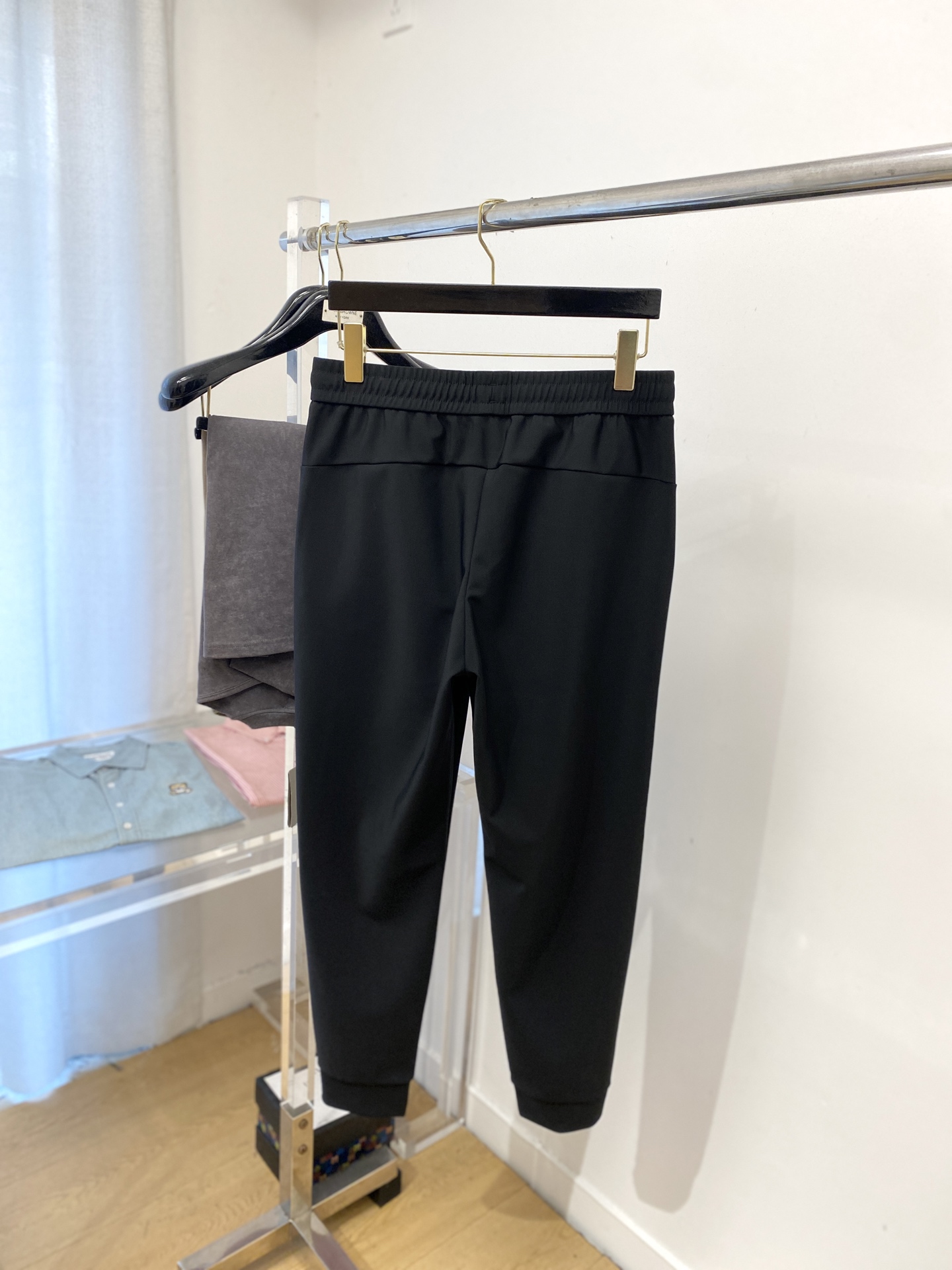 DESCENTE迪桑特、2025爆款休闲裤 高弹显瘦必爆简约百搭爆款，做工精细，每一针都看得到用心，超多