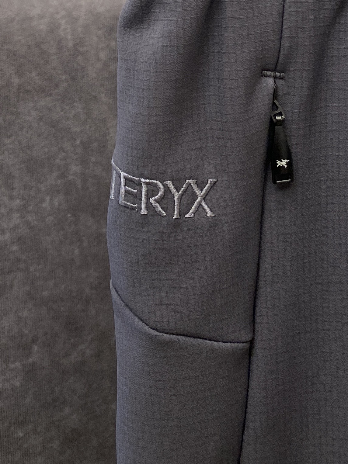 始祖鸟、2025爆款休闲裤 高弹显瘦必爆简约百搭爆款，做工精细，每一针都看得到用心，超多明星网红最爱 拉