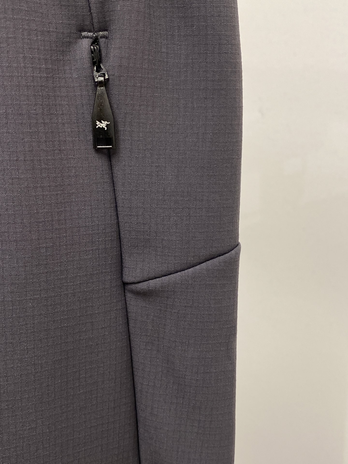 始祖鸟、2025爆款休闲裤 高弹显瘦必爆简约百搭爆款，做工精细，每一针都看得到用心，超多明星网红最爱 拉