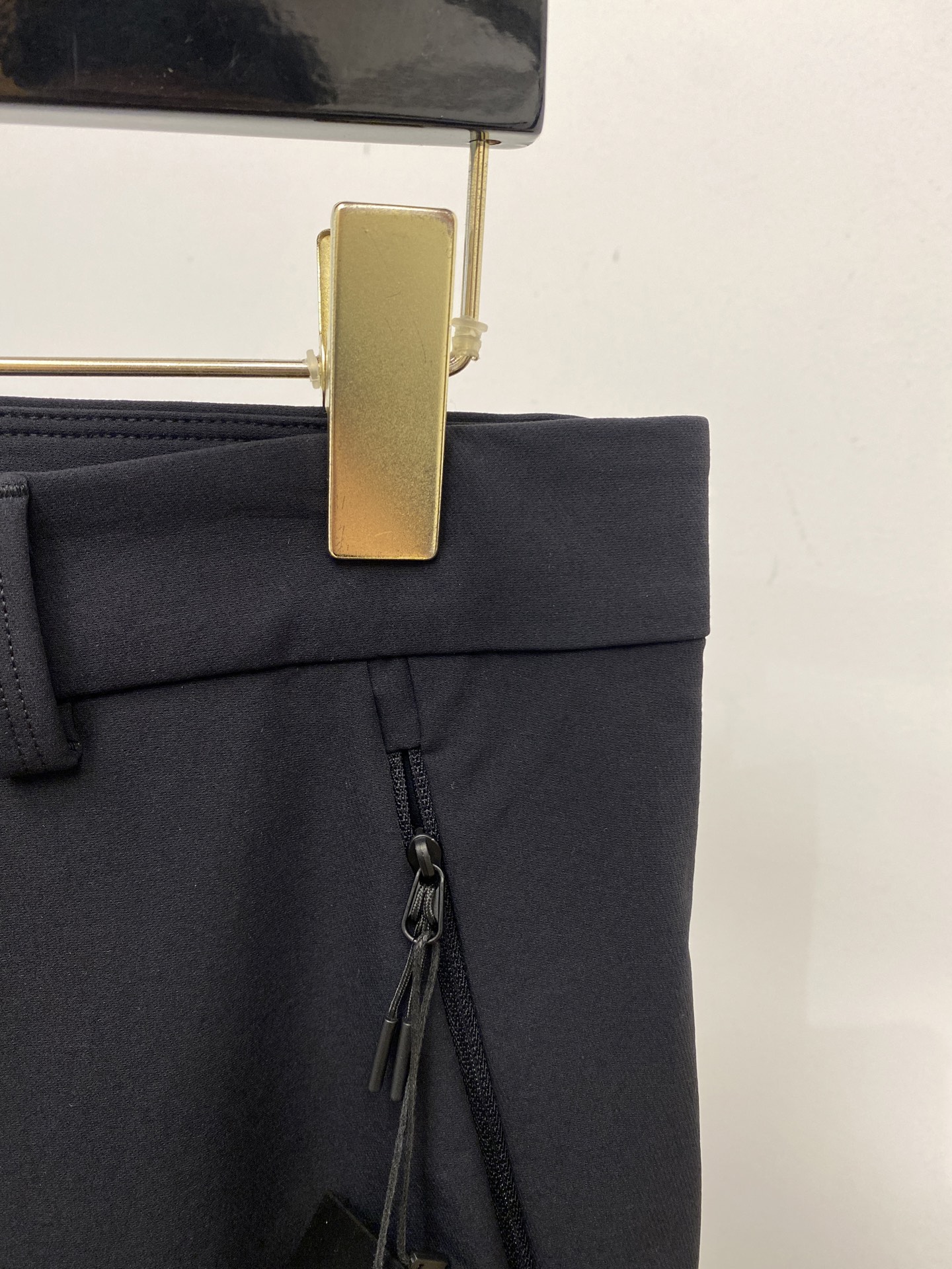 始祖鸟、2025爆款休闲裤 高弹显瘦必爆简约百搭爆款，做工精细，每一针都看得到用心，超多明星网红最爱 拉